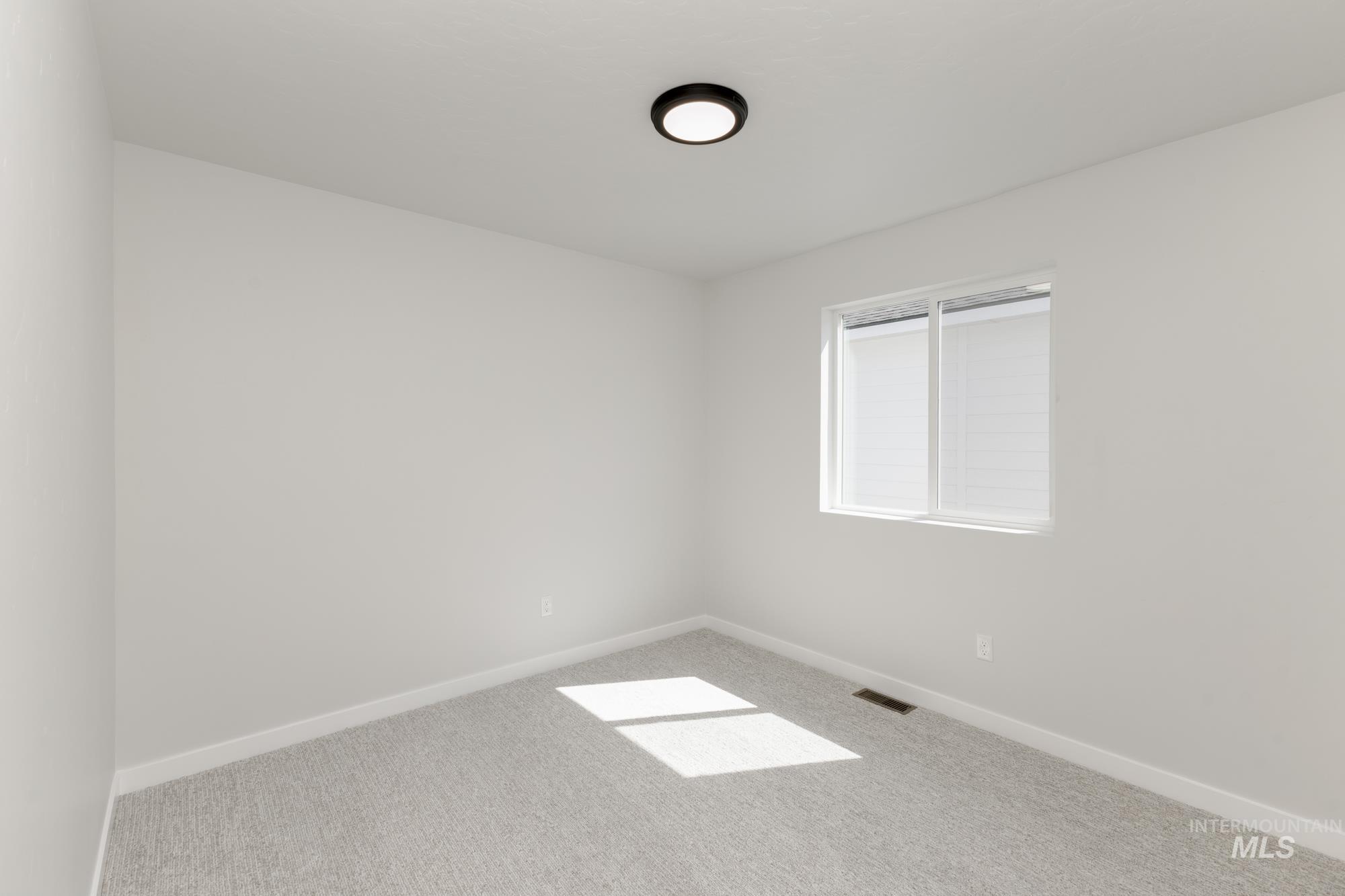 4223 E Woodmurra St, Meridian, Idaho 83642, 3 Bedrooms, 2.5 Bathrooms, Residential For Sale, Price $454,990,MLS 98956212