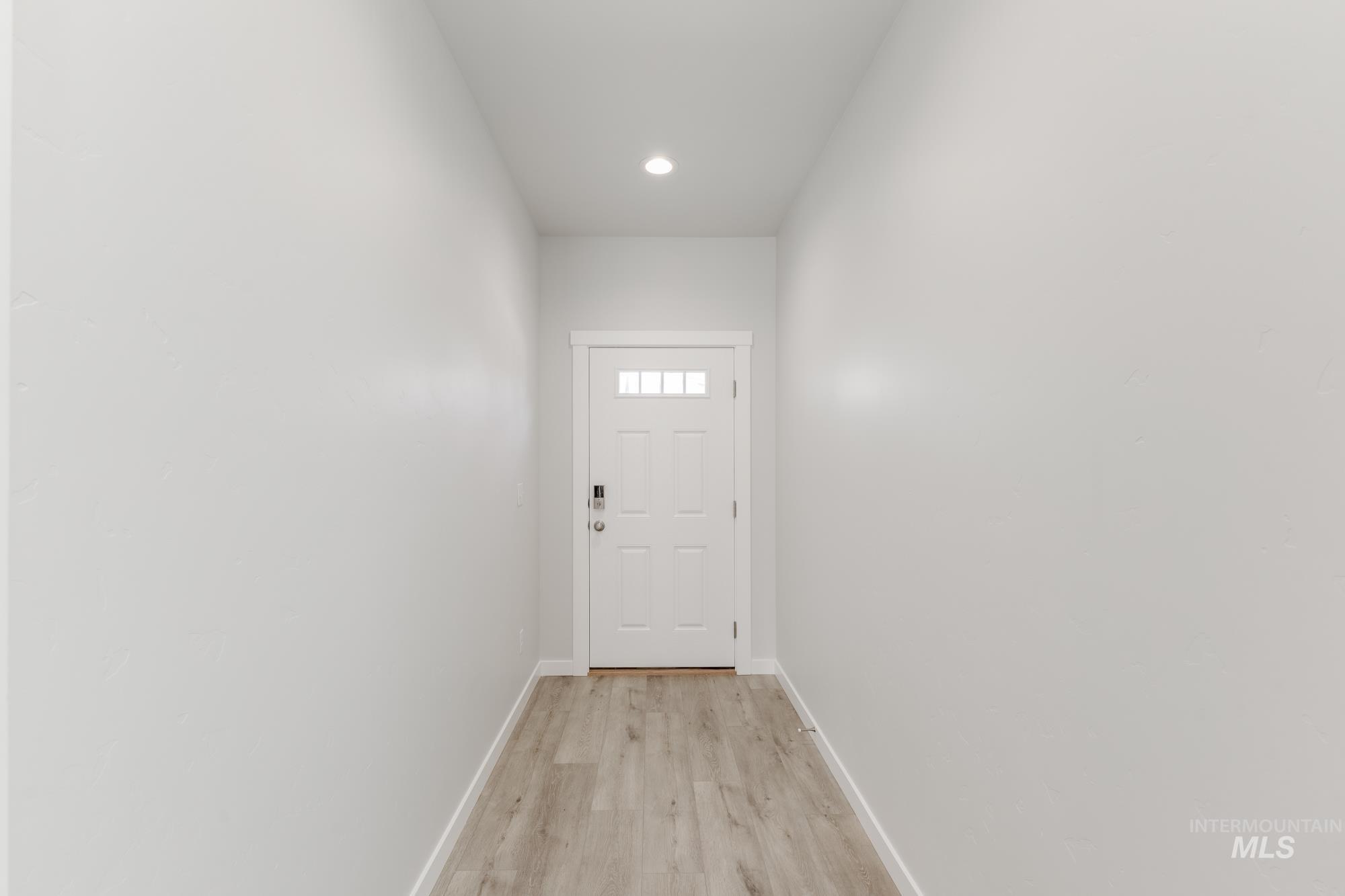 4223 E Woodmurra St, Meridian, Idaho 83642, 3 Bedrooms, 2.5 Bathrooms, Residential For Sale, Price $454,990,MLS 98956212