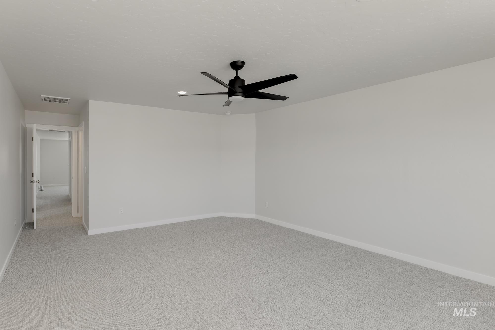 4223 E Woodmurra St, Meridian, Idaho 83642, 3 Bedrooms, 2.5 Bathrooms, Residential For Sale, Price $454,990,MLS 98956212