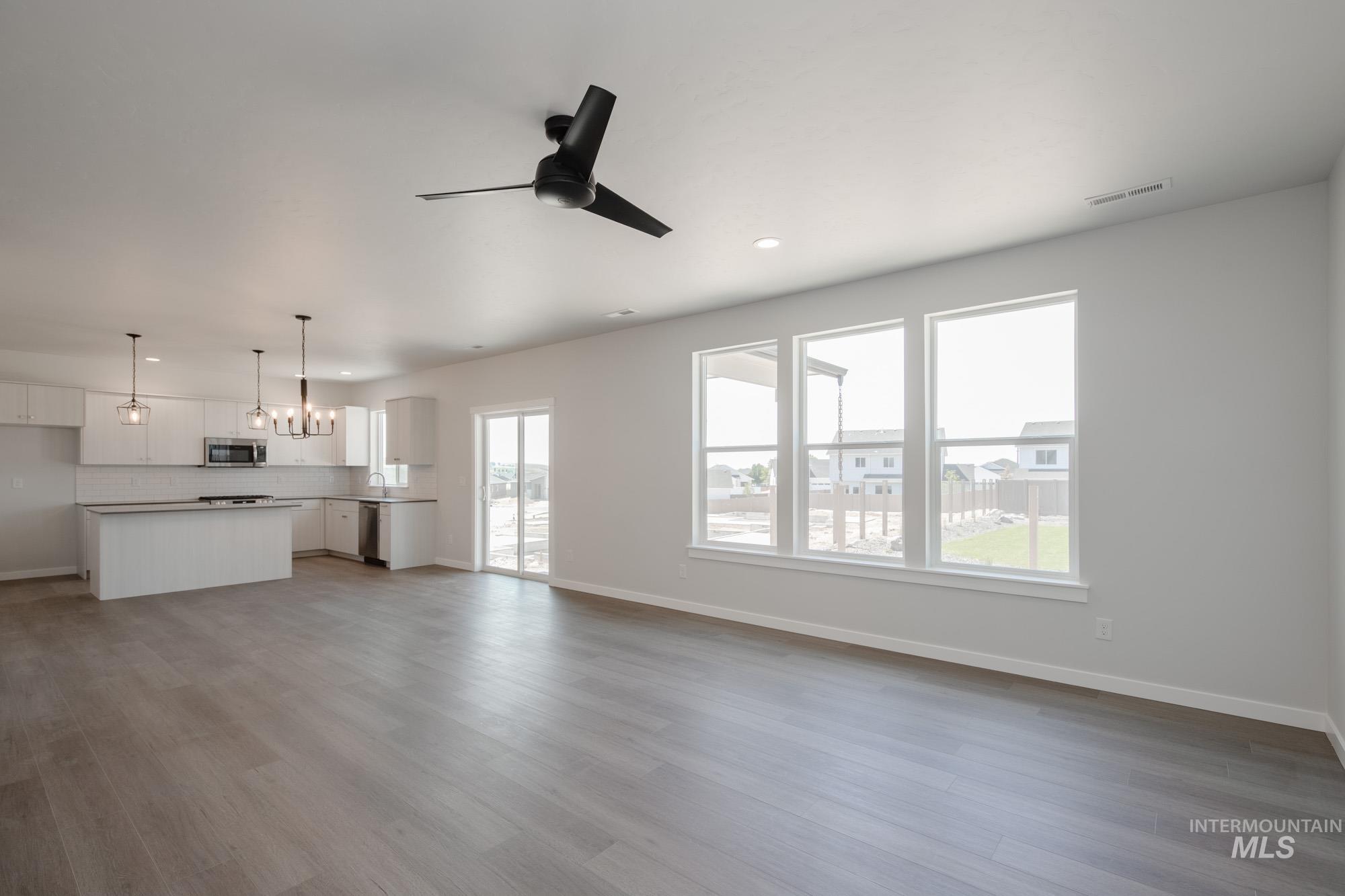 6447 S Sunfish Way, Boise, Idaho 83709, 5 Bedrooms, 3 Bathrooms, Residential For Sale, Price $634,990,MLS 98956230