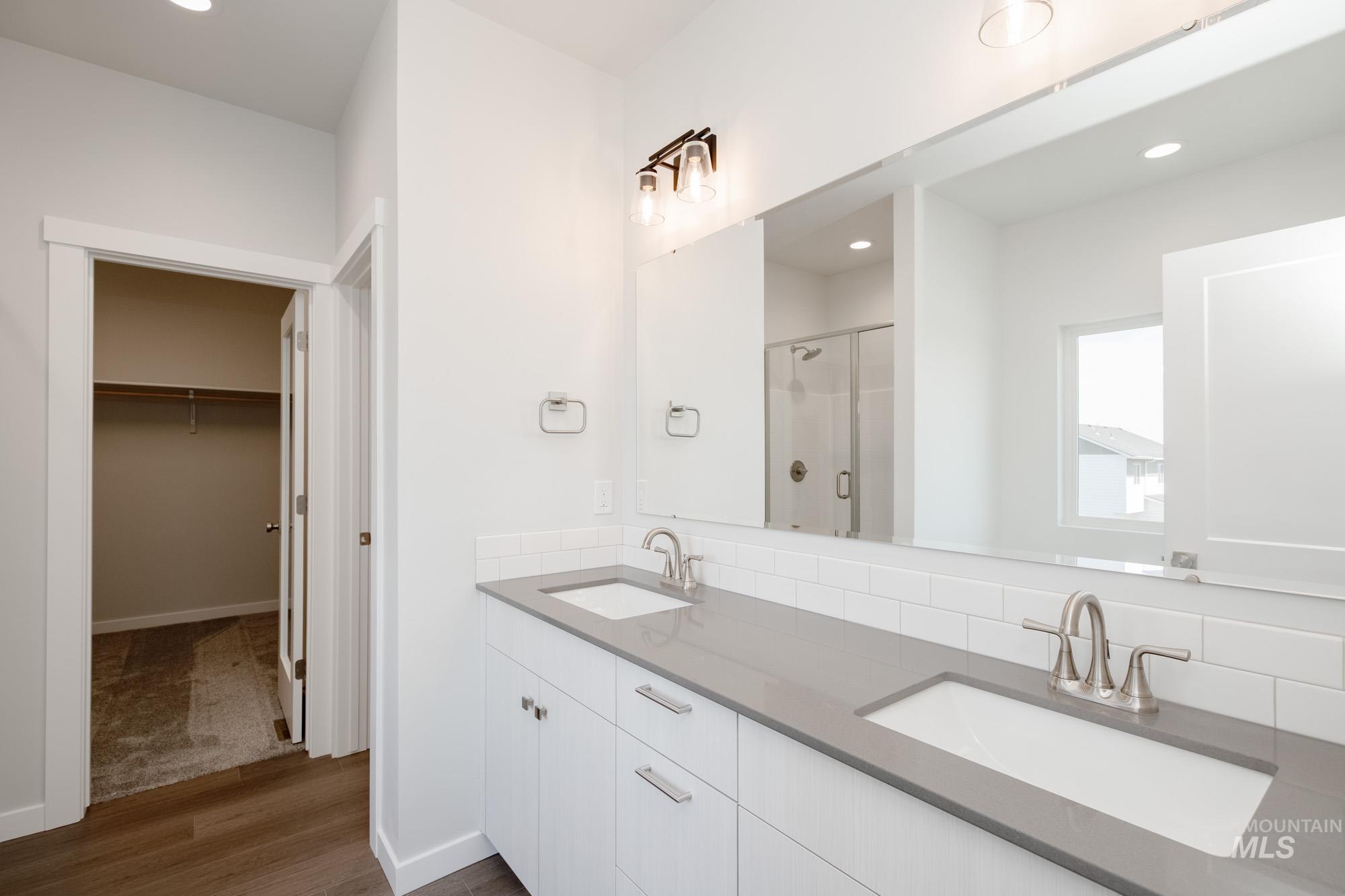 6447 S Sunfish Way, Boise, Idaho 83709, 5 Bedrooms, 3 Bathrooms, Residential For Sale, Price $634,990,MLS 98956230