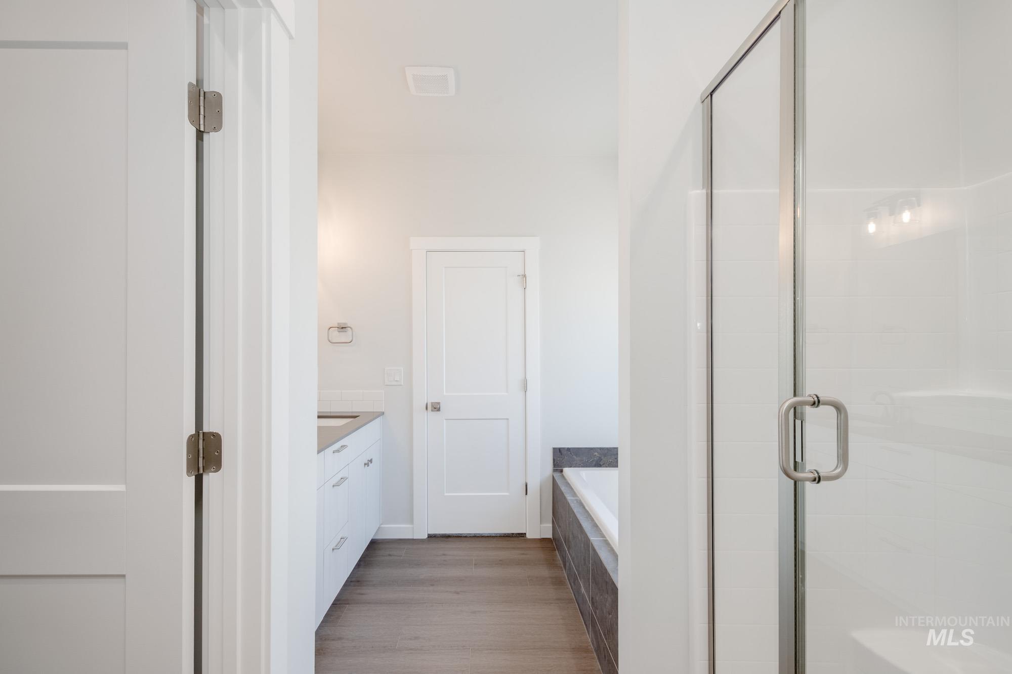 6447 S Sunfish Way, Boise, Idaho 83709, 5 Bedrooms, 3 Bathrooms, Residential For Sale, Price $634,990,MLS 98956230