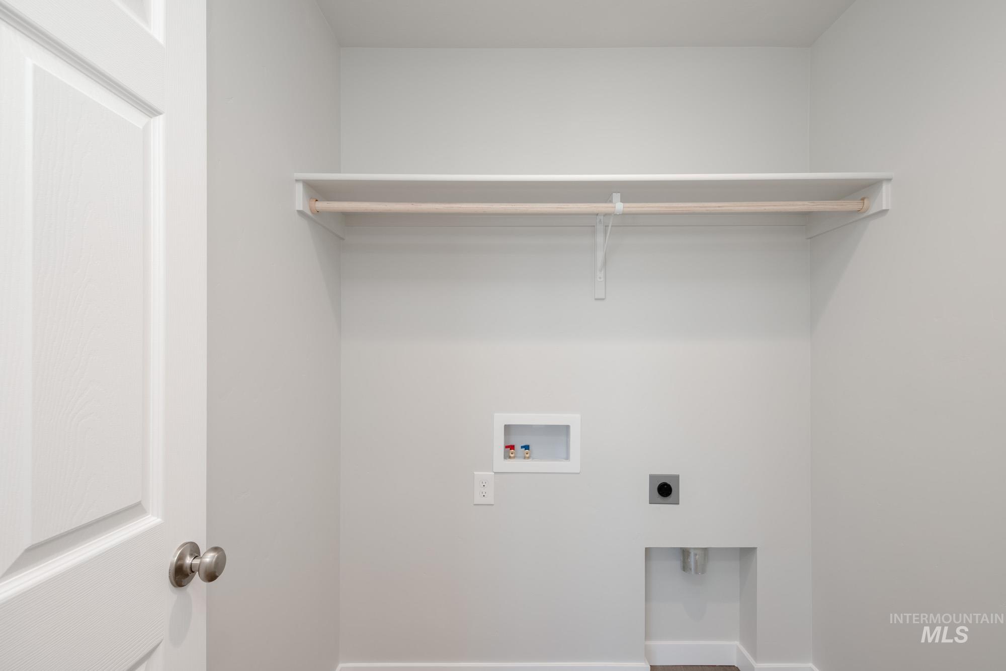 13319 Excavation Dr, Caldwell, Idaho 83607, 4 Bedrooms, 2.5 Bathrooms, Residential For Sale, Price $409,990,MLS 98956249