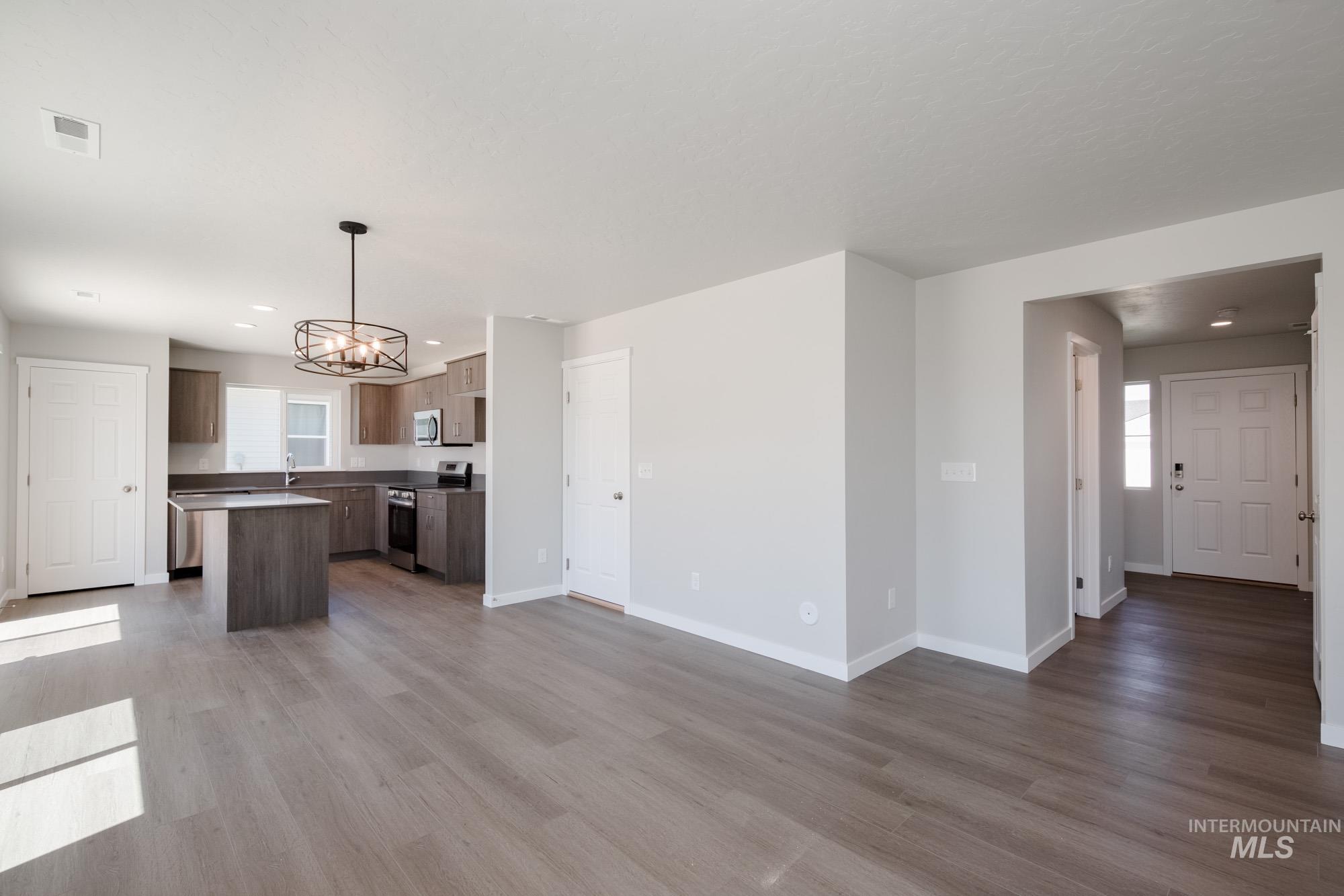 13319 Excavation Dr, Caldwell, Idaho 83607, 4 Bedrooms, 2.5 Bathrooms, Residential For Sale, Price $409,990,MLS 98956249