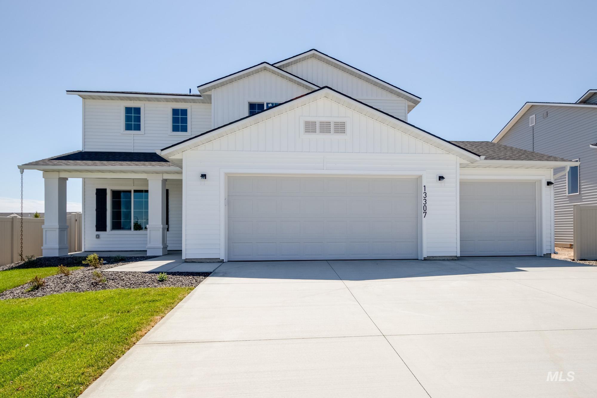 13307 Excavation Dr, Caldwell, Idaho 83607, 4 Bedrooms, 2.5 Bathrooms, Residential For Sale, Price $424,990,MLS 98956250