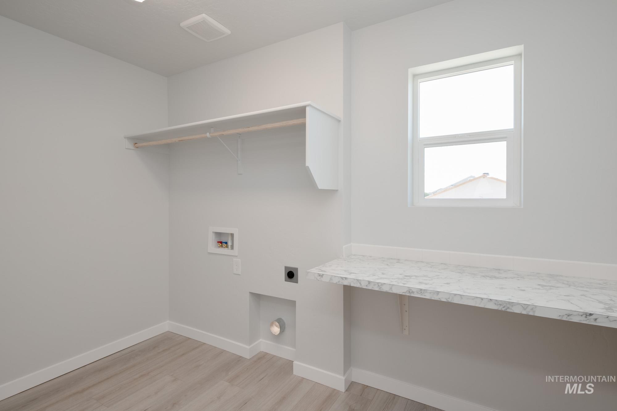 13307 Excavation Dr, Caldwell, Idaho 83607, 4 Bedrooms, 2.5 Bathrooms, Residential For Sale, Price $424,990,MLS 98956250