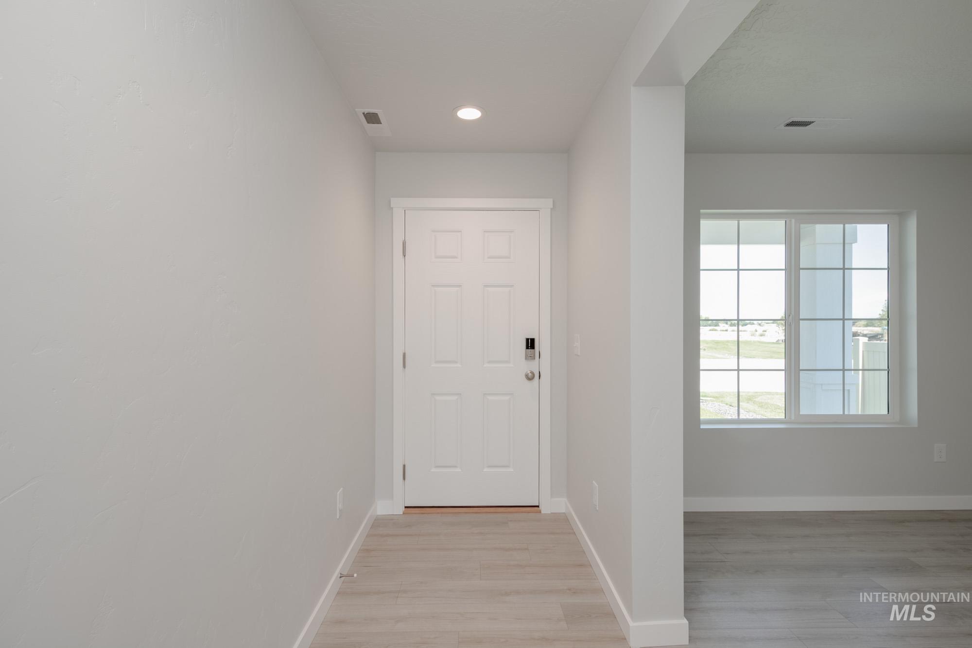 13307 Excavation Dr, Caldwell, Idaho 83607, 4 Bedrooms, 2.5 Bathrooms, Residential For Sale, Price $424,990,MLS 98956250