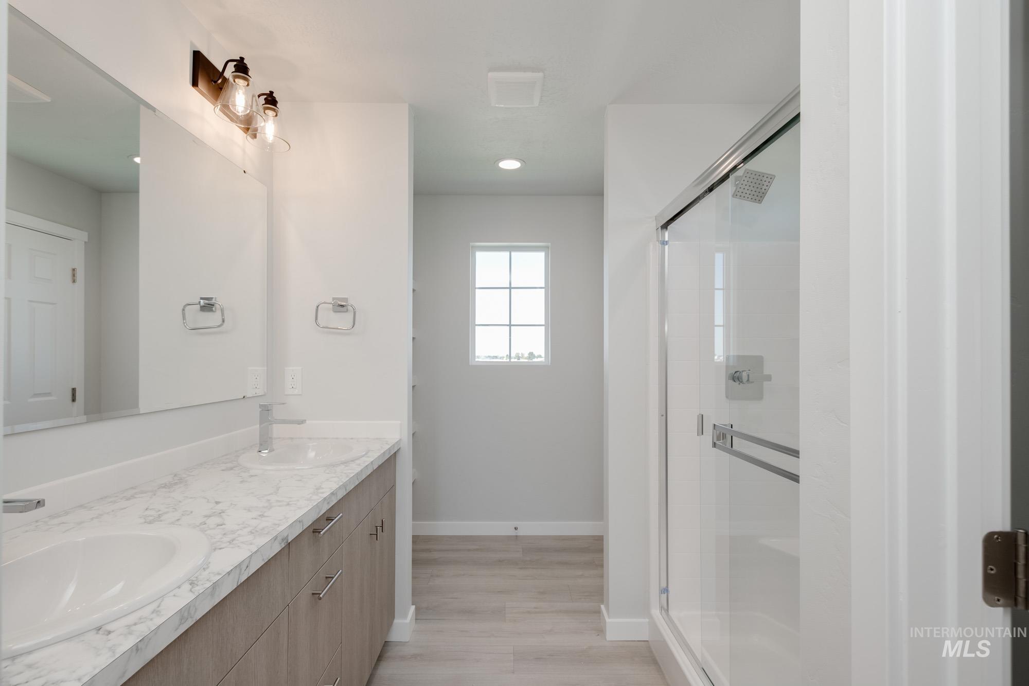 13307 Excavation Dr, Caldwell, Idaho 83607, 4 Bedrooms, 2.5 Bathrooms, Residential For Sale, Price $424,990,MLS 98956250