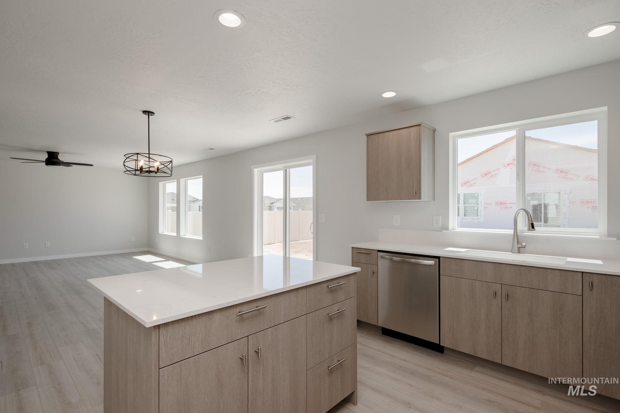 13307 Excavation Dr, Caldwell, Idaho 83607, 4 Bedrooms, 2.5 Bathrooms, Residential For Sale, Price $424,990,MLS 98956250