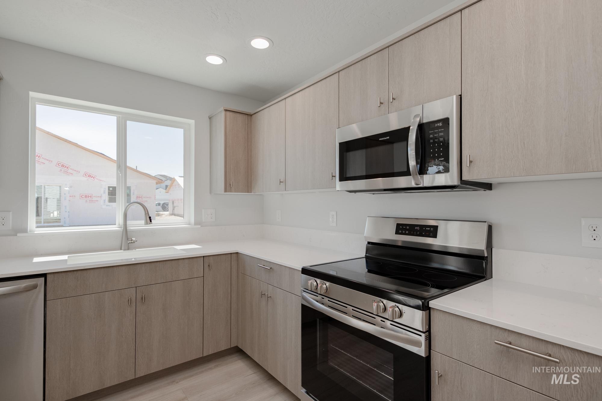 13307 Excavation Dr, Caldwell, Idaho 83607, 4 Bedrooms, 2.5 Bathrooms, Residential For Sale, Price $424,990,MLS 98956250