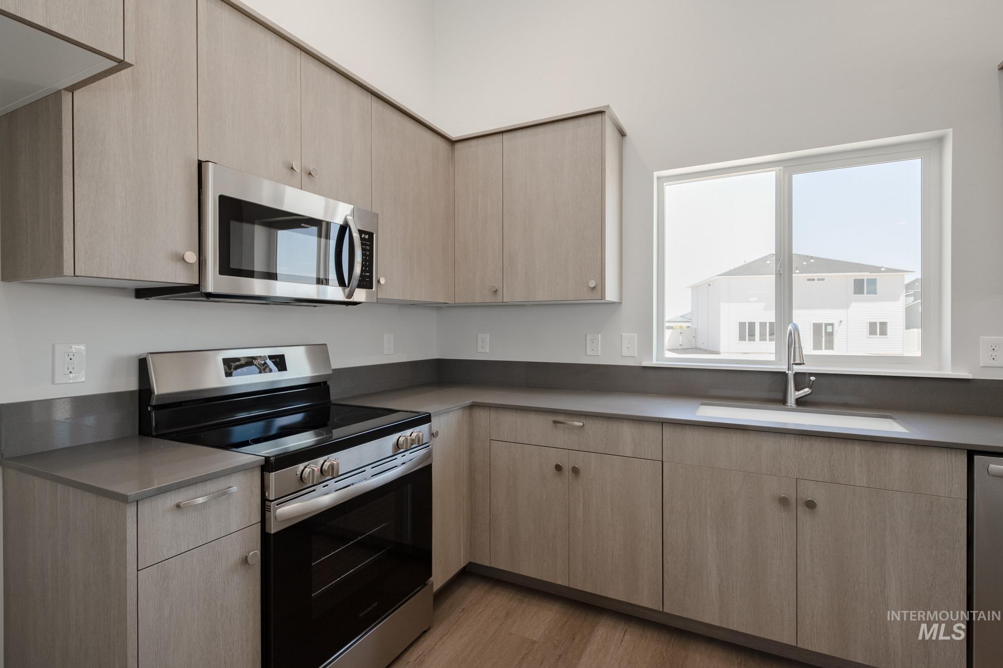 16272 Fill Ave, Caldwell, Idaho 83607, 4 Bedrooms, 2 Bathrooms, Residential For Sale, Price $394,990,MLS 98956253