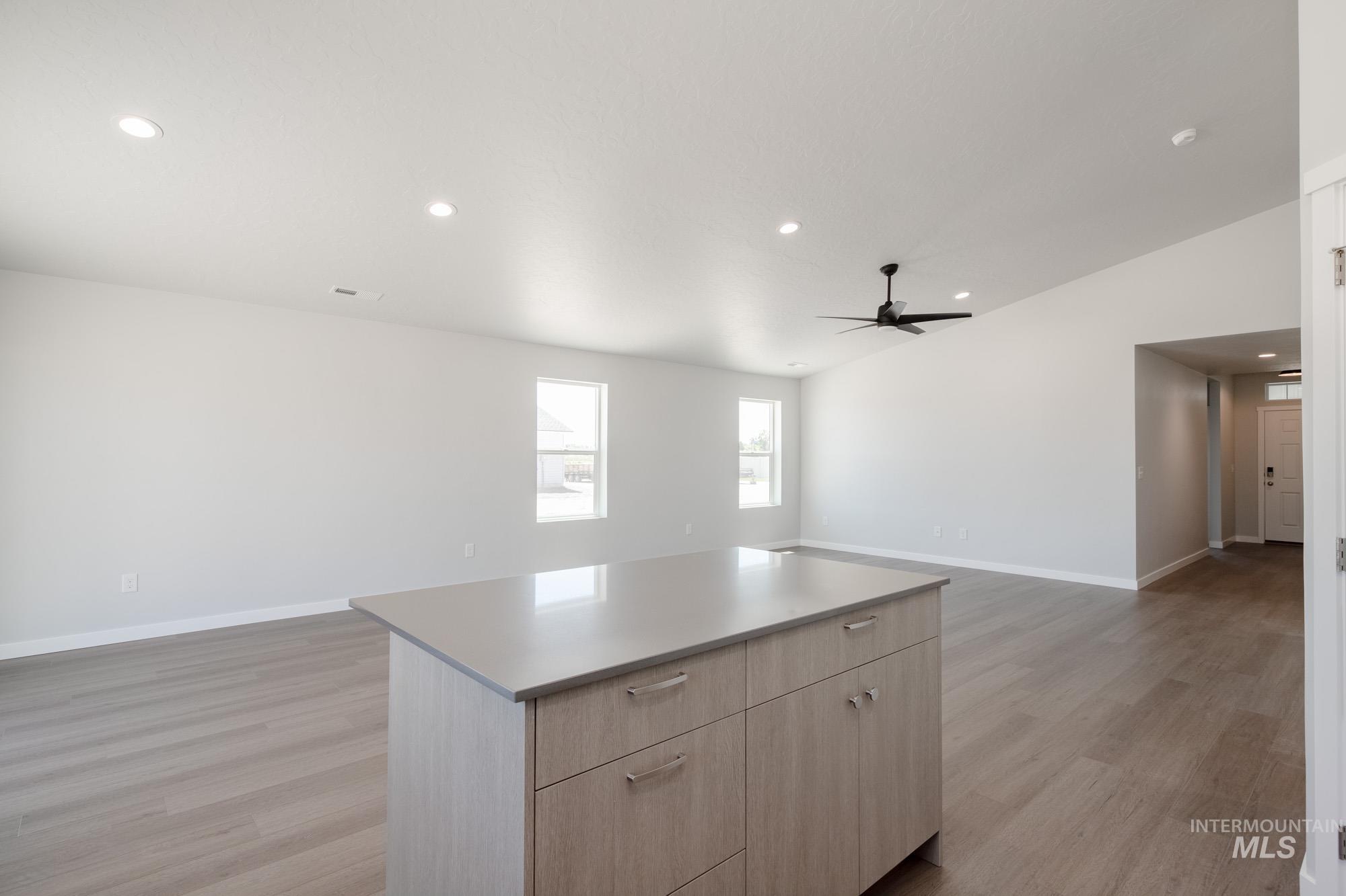 16272 Fill Ave, Caldwell, Idaho 83607, 4 Bedrooms, 2 Bathrooms, Residential For Sale, Price $394,990,MLS 98956253