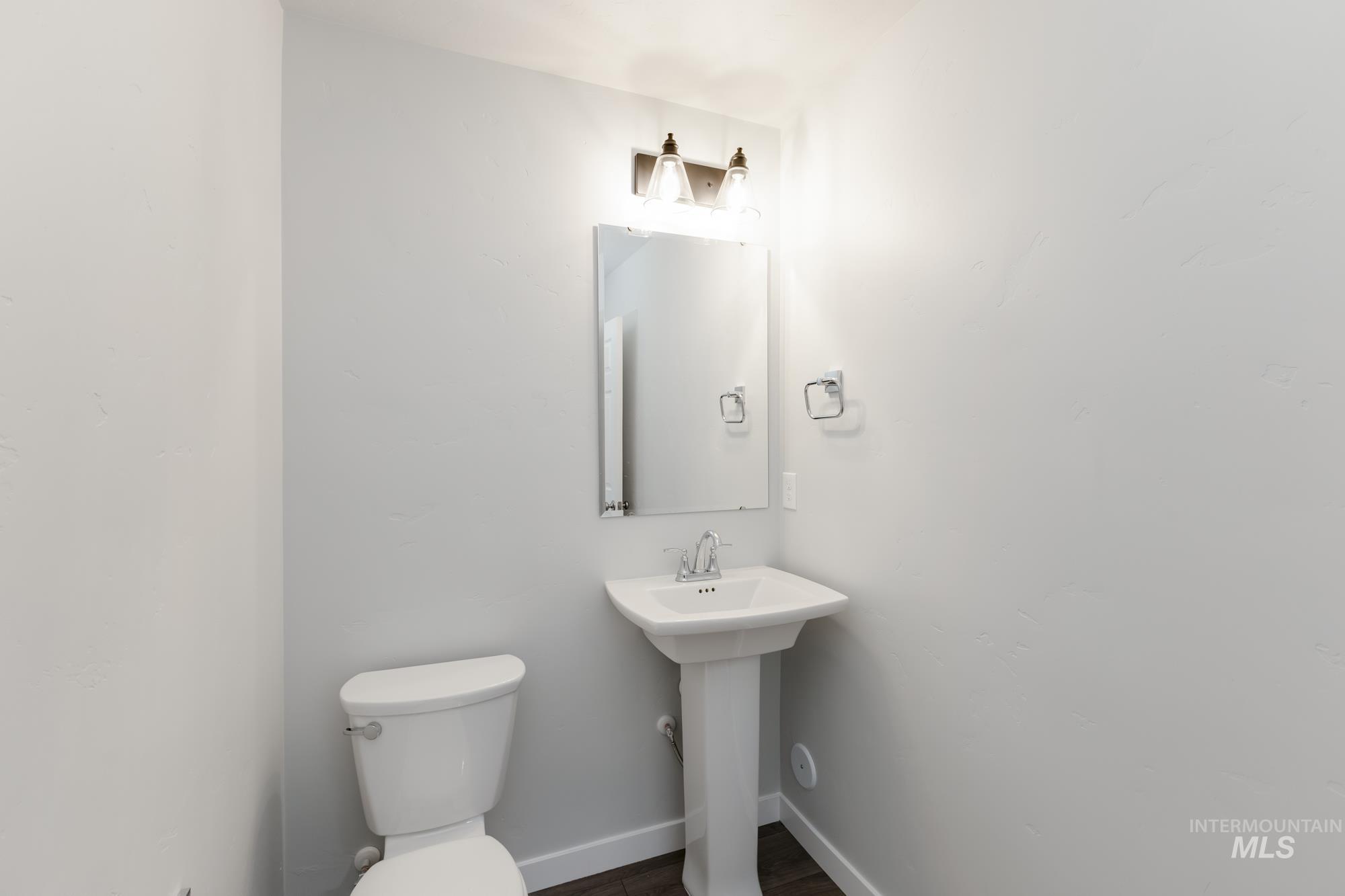 13317 Cut St, Caldwell, Idaho 83607, 4 Bedrooms, 2.5 Bathrooms, Residential For Sale, Price $429,990,MLS 98956255