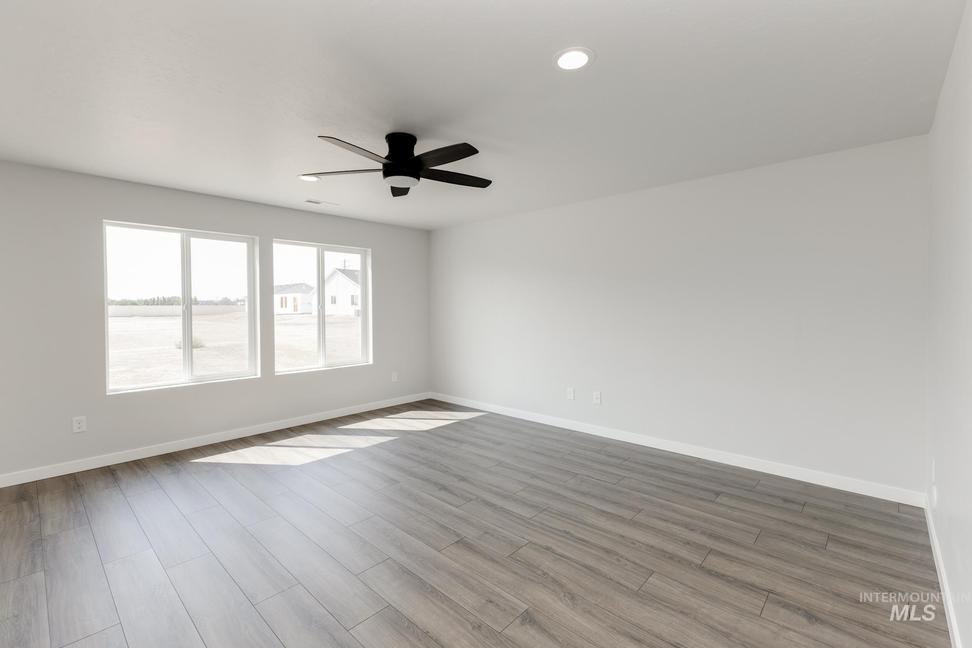 13317 Cut St, Caldwell, Idaho 83607, 4 Bedrooms, 2.5 Bathrooms, Residential For Sale, Price $429,990,MLS 98956255