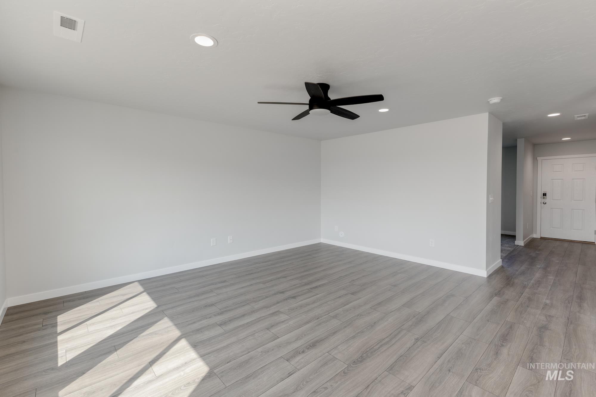 13317 Cut St, Caldwell, Idaho 83607, 4 Bedrooms, 2.5 Bathrooms, Residential For Sale, Price $429,990,MLS 98956255