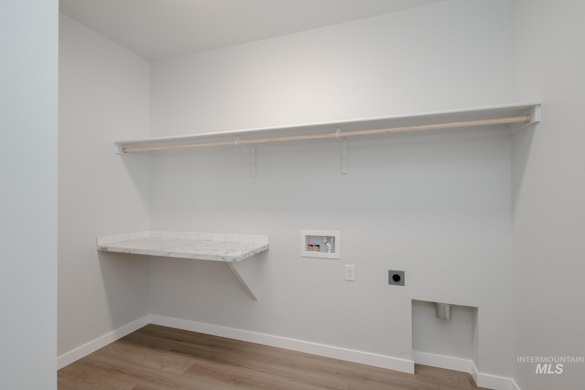 5131 Castleton Ave, Nampa, Idaho 83686, 4 Bedrooms, 2 Bathrooms, Residential For Sale, Price $489,990,MLS 98956256