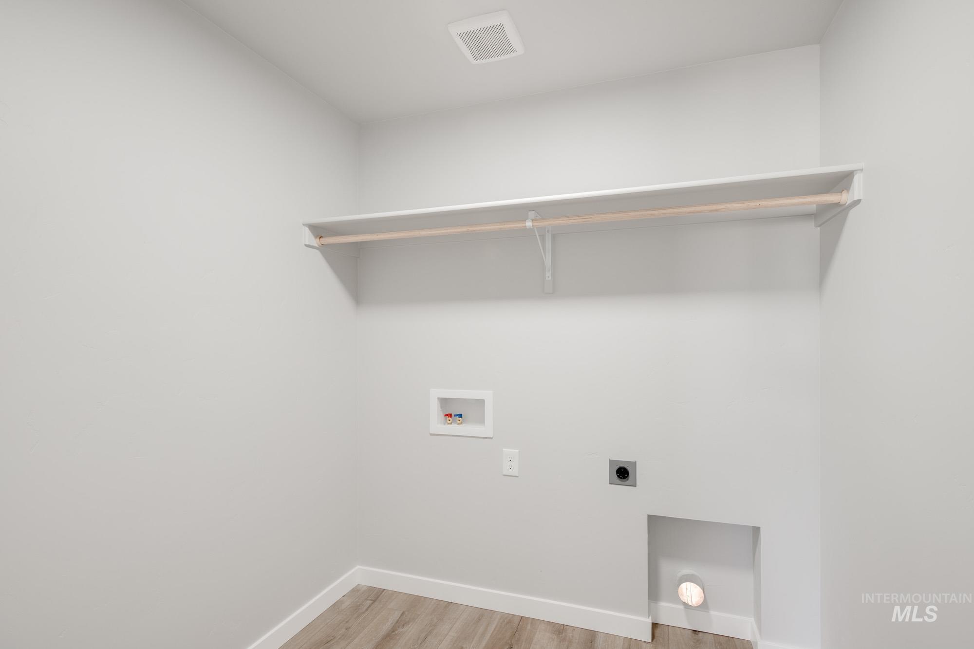 5328 Castleton Ave, Nampa, Idaho 83686, 4 Bedrooms, 2.5 Bathrooms, Residential For Sale, Price $474,990,MLS 98956260