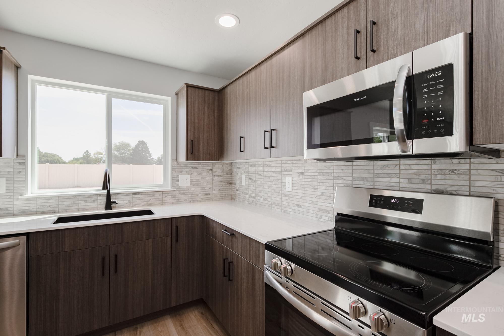 5328 Castleton Ave, Nampa, Idaho 83686, 4 Bedrooms, 2.5 Bathrooms, Residential For Sale, Price $474,990,MLS 98956260