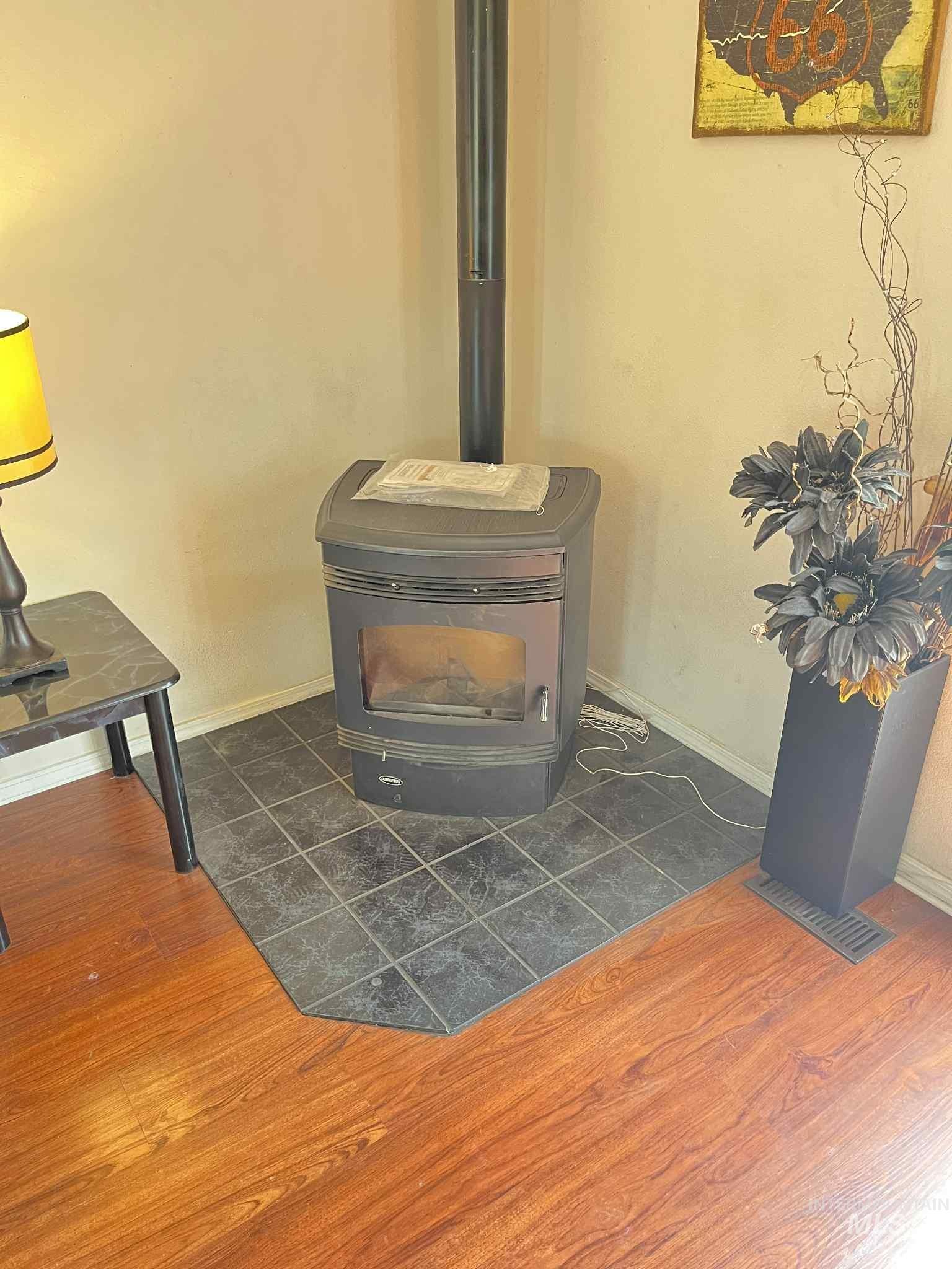 5111 Barnard Ln, Fruitland, Idaho 83619, 3 Bedrooms, 2 Bathrooms, Residential For Sale, Price $498,000,MLS 98956270