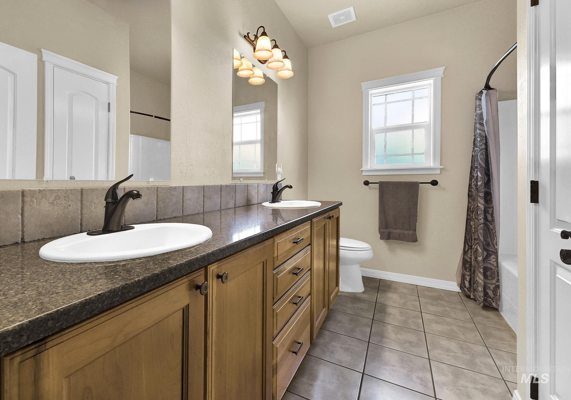 2025 N 6th E, Mountain Home, Idaho 83647, 4 Bedrooms, 3.5 Bathrooms, Residential For Sale, Price $739,000,MLS 98956280