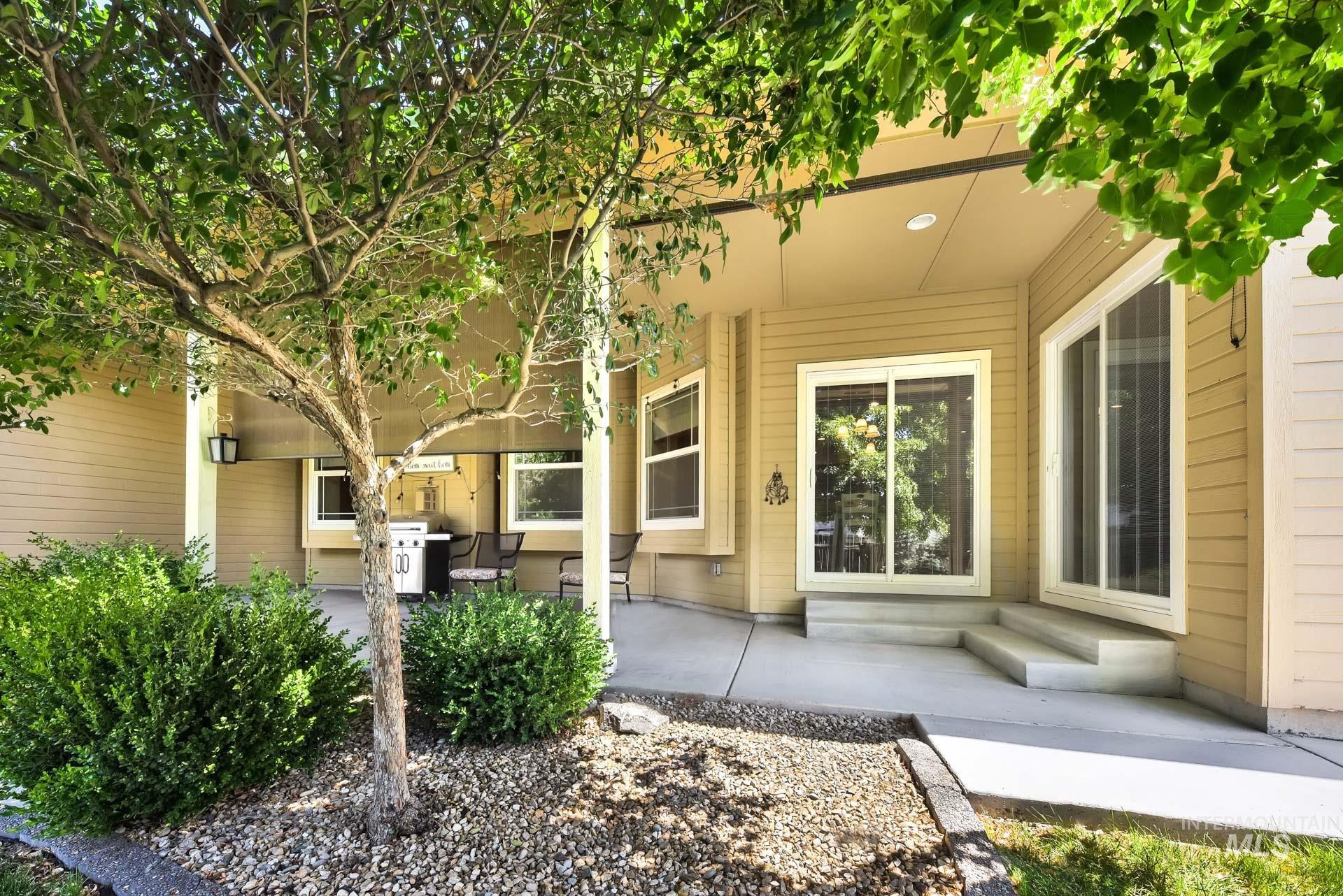 2025 N 6th E, Mountain Home, Idaho 83647, 4 Bedrooms, 3.5 Bathrooms, Residential For Sale, Price $739,000,MLS 98956280