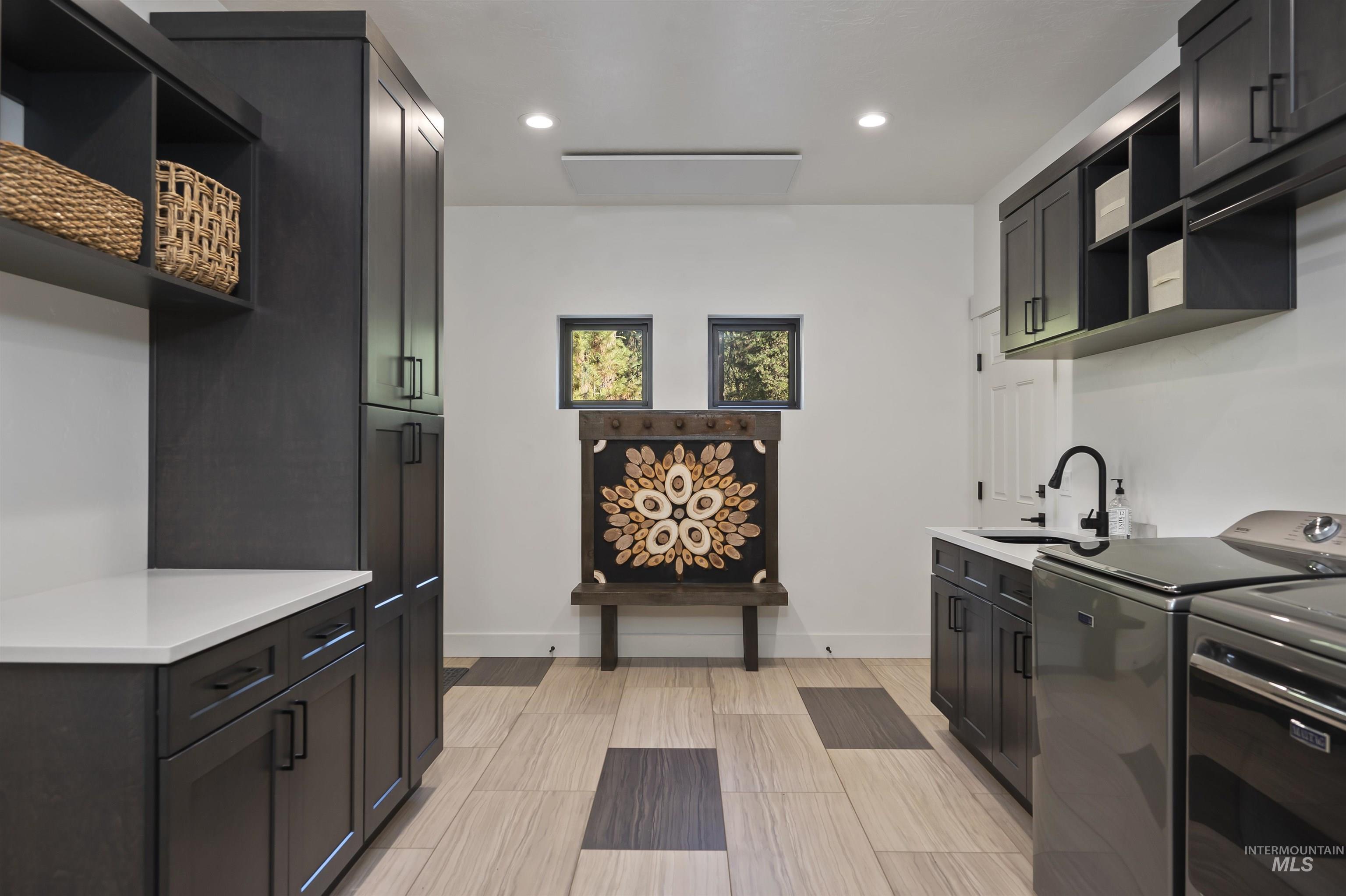 17 Madelyn Ct, Garden Valley, Idaho 83622, 4 Bedrooms, 4 Bathrooms, Residential For Sale, Price $2,275,000, 98956281