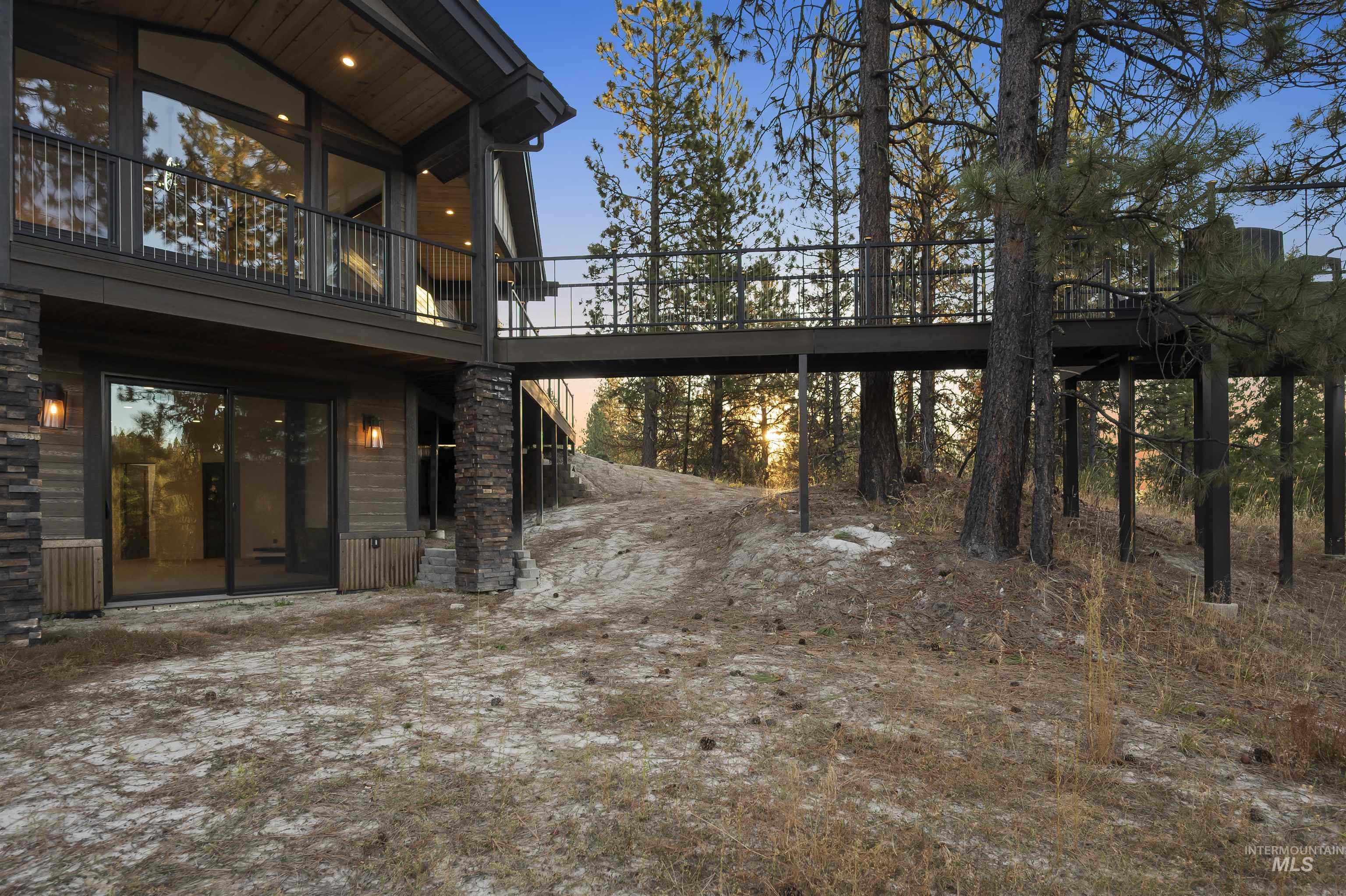 17 Madelyn Ct, Garden Valley, Idaho 83622, 4 Bedrooms, 4 Bathrooms, Residential For Sale, Price $2,275,000, 98956281