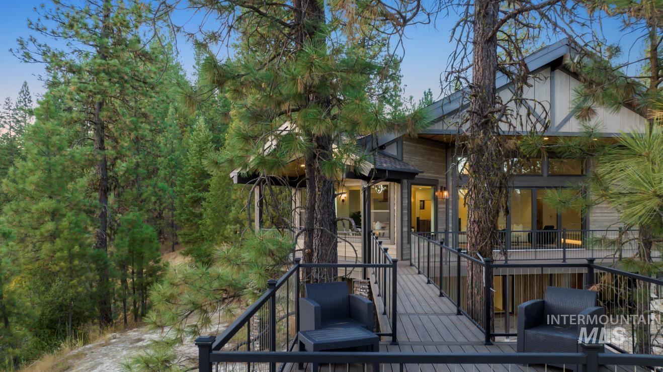 17 Madelyn Ct, Garden Valley, Idaho 83622, 4 Bedrooms, 4 Bathrooms, Residential For Sale, Price $2,275,000, 98956281