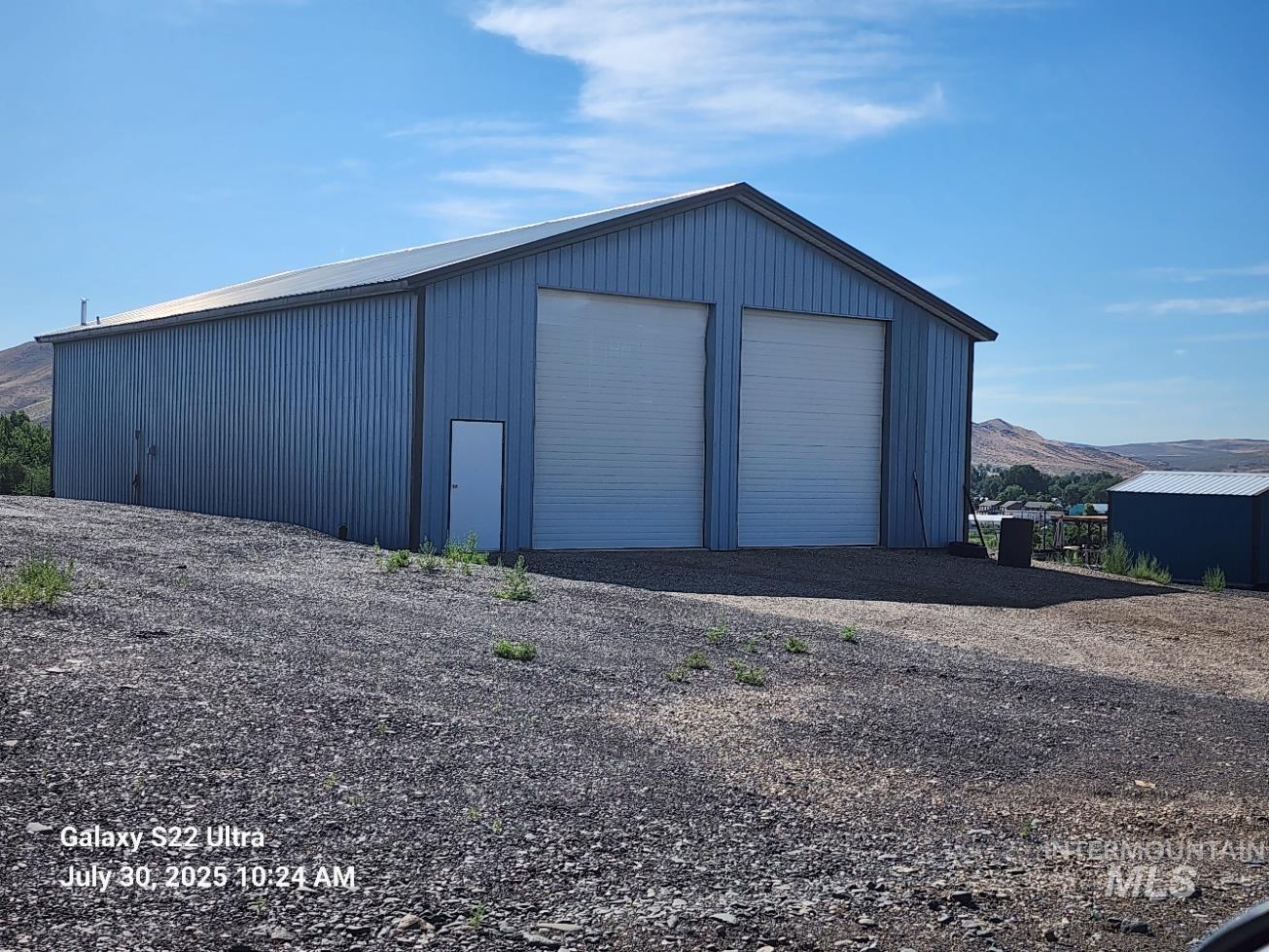 650 Ash, Vale, Oregon 97918, 2 Bedrooms, 2 Bathrooms, Residential For Sale, Price $479,000,MLS 98956283