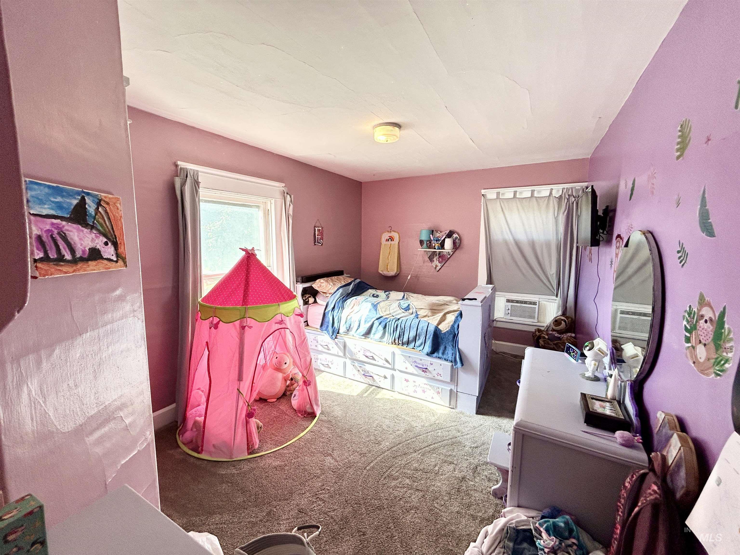 110 S 2nd St., Pomeroy, Washington 99347, 4 Bedrooms, 2 Bathrooms, Residential For Sale, Price $213,000,MLS 98956327