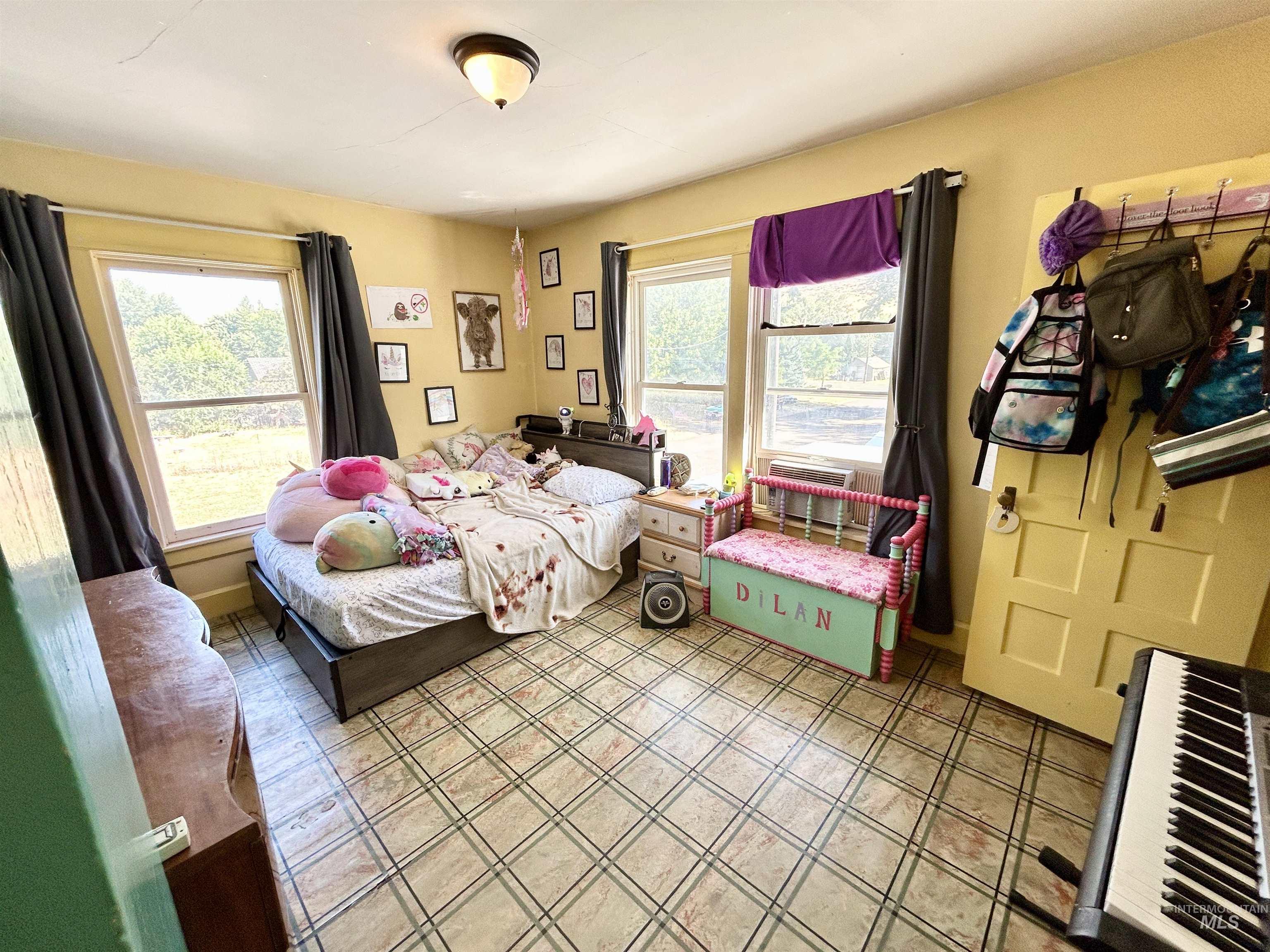 110 S 2nd St., Pomeroy, Washington 99347, 4 Bedrooms, 2 Bathrooms, Residential For Sale, Price $213,000,MLS 98956327