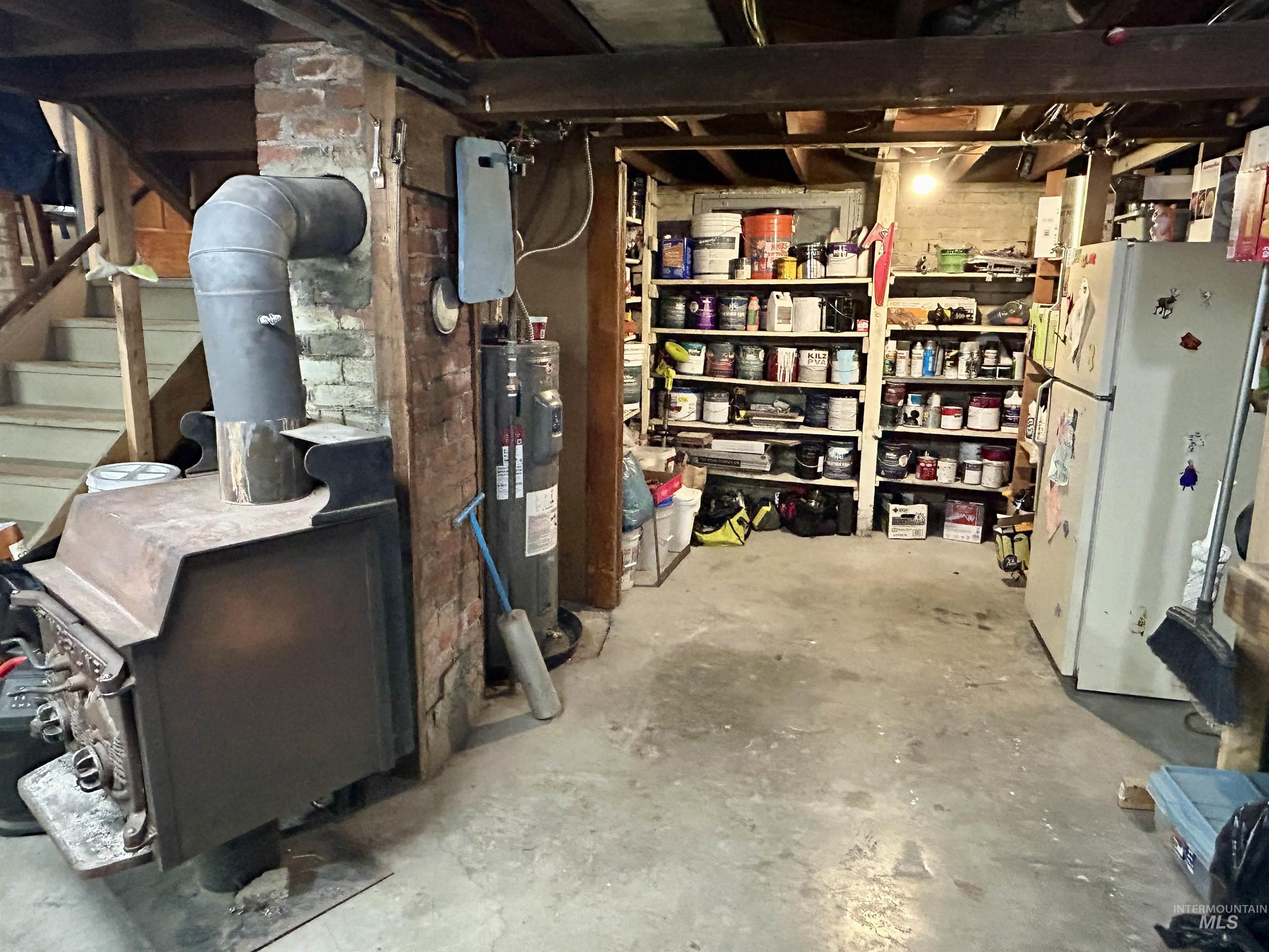 110 S 2nd St., Pomeroy, Washington 99347, 4 Bedrooms, 2 Bathrooms, Residential For Sale, Price $213,000,MLS 98956327