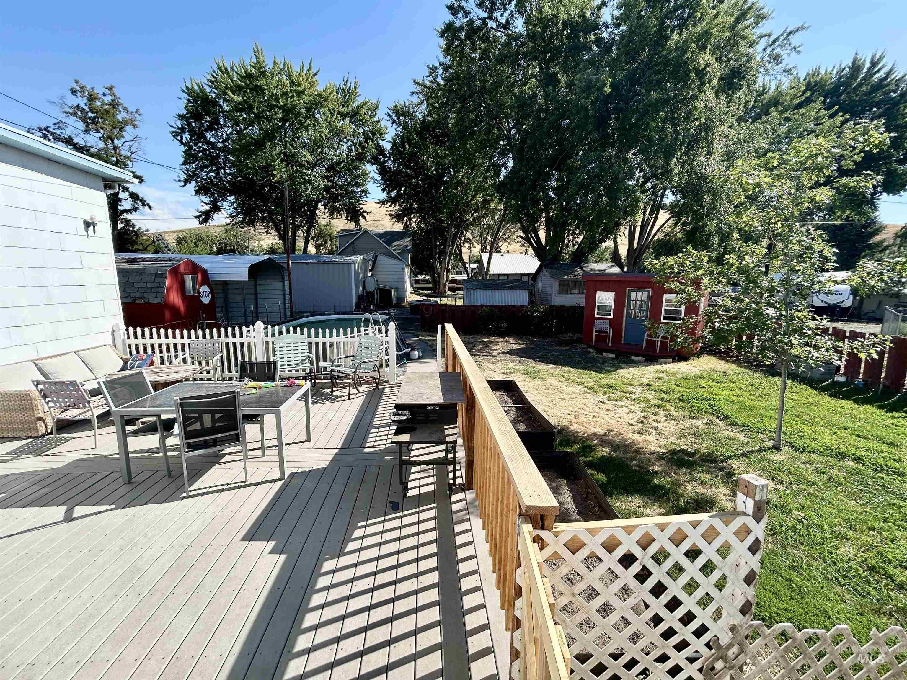 110 S 2nd St., Pomeroy, Washington 99347, 4 Bedrooms, 2 Bathrooms, Residential For Sale, Price $213,000,MLS 98956327