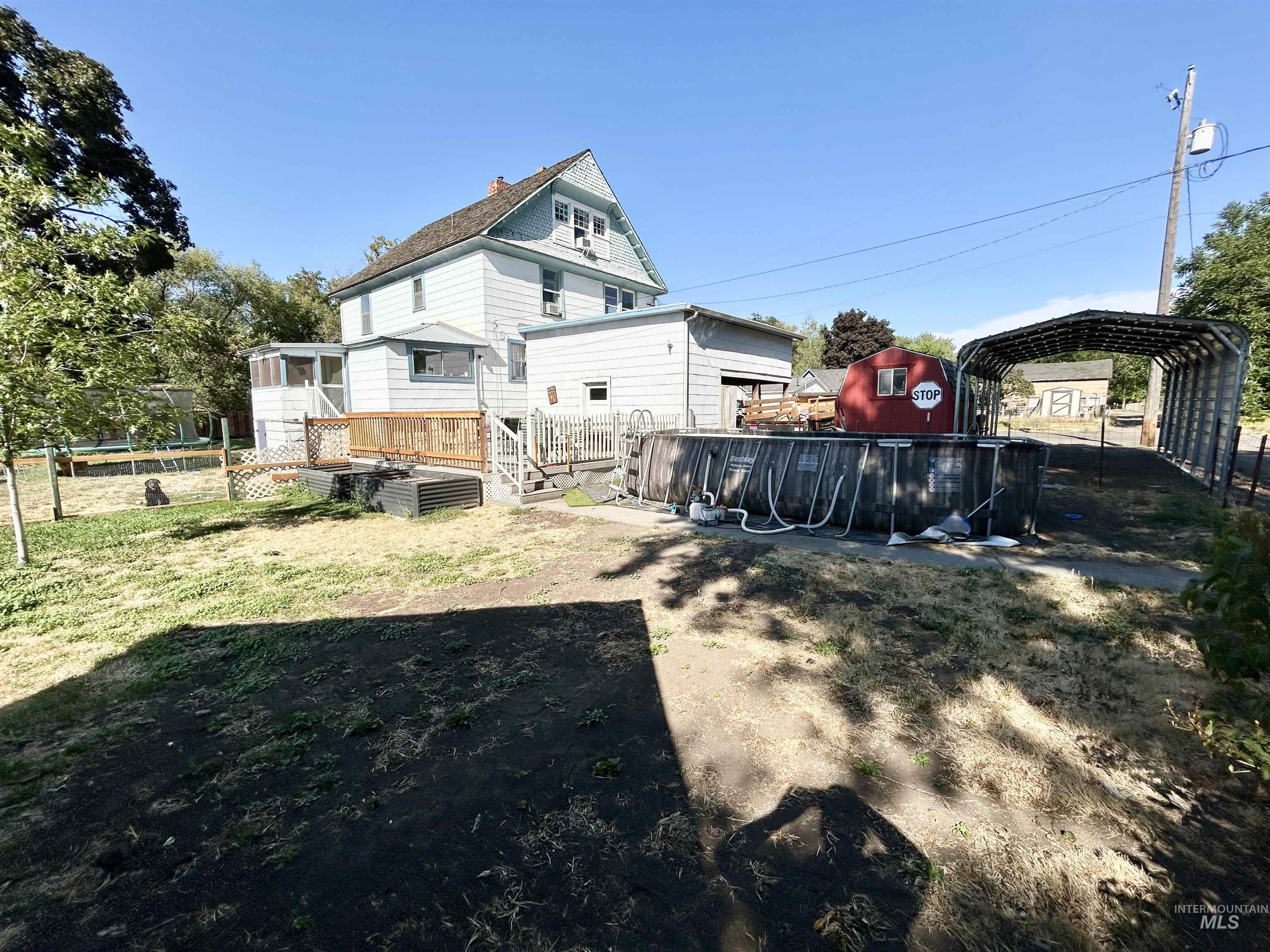 110 S 2nd St., Pomeroy, Washington 99347, 4 Bedrooms, 2 Bathrooms, Residential For Sale, Price $213,000,MLS 98956327