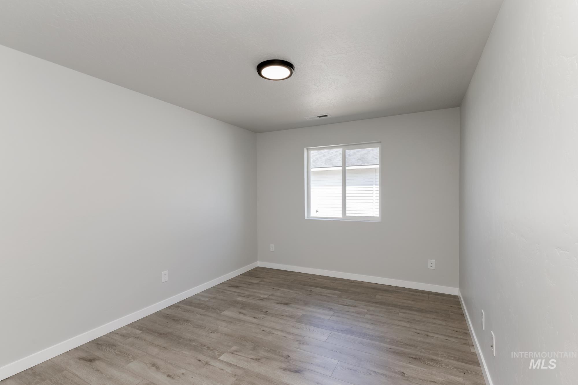 16270 Backfill Pl, Caldwell, Idaho 83607, 3 Bedrooms, 2 Bathrooms, Residential For Sale, Price $384,990,MLS 98956382