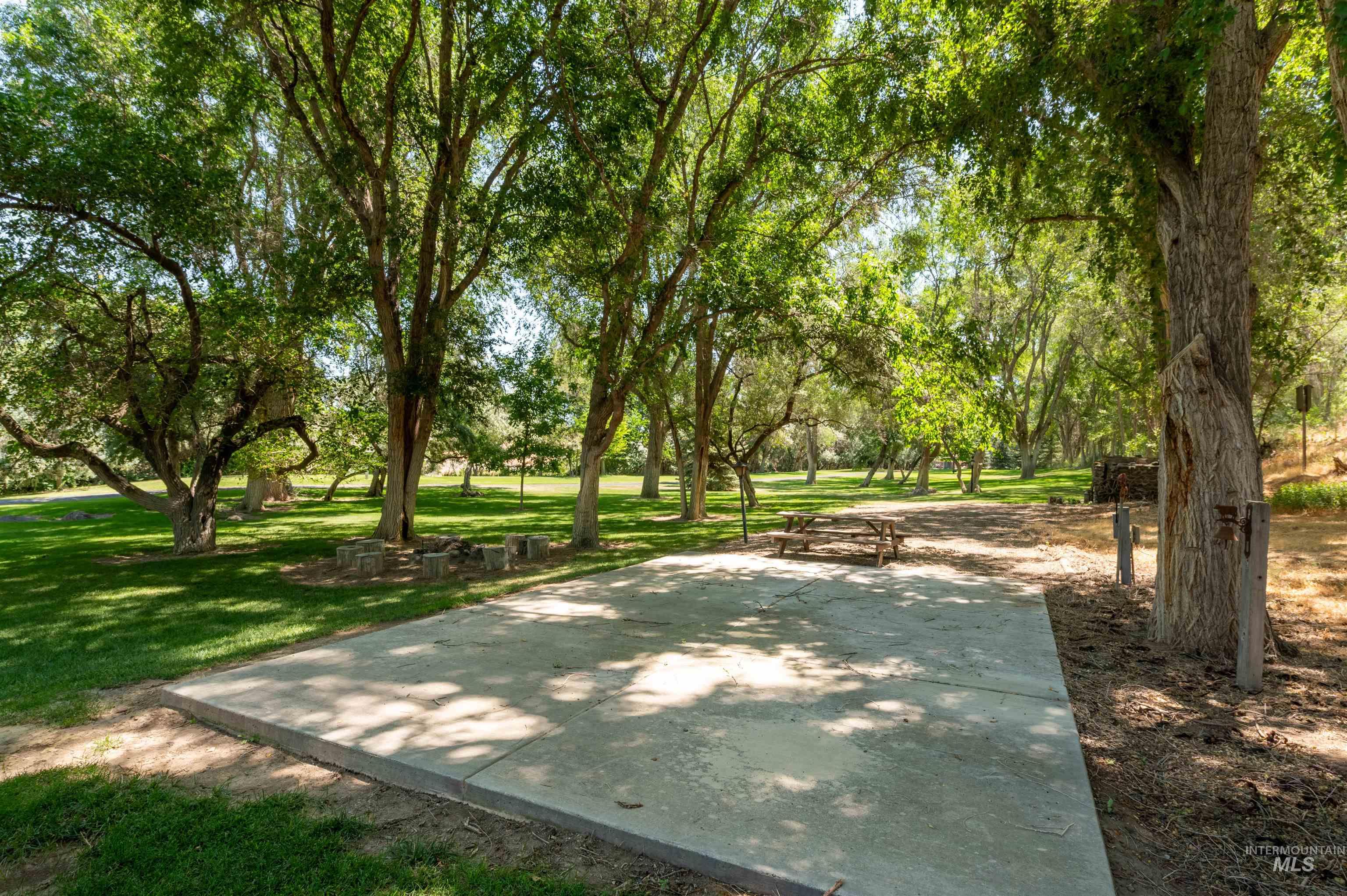 1314 River Road, Buhl, Idaho 83316, 4 Bedrooms, 3.5 Bathrooms, Residential For Sale, Price $1,299,000,MLS 98956388