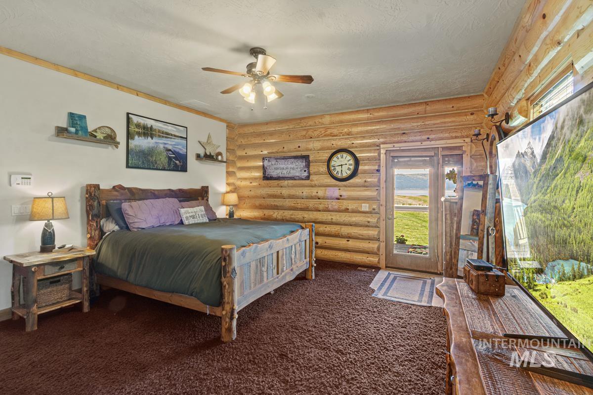 135 Par Drive, Cascade, Idaho 83611, 3 Bedrooms, 2.5 Bathrooms, Residential For Sale, Price $1,595,000, 98956488