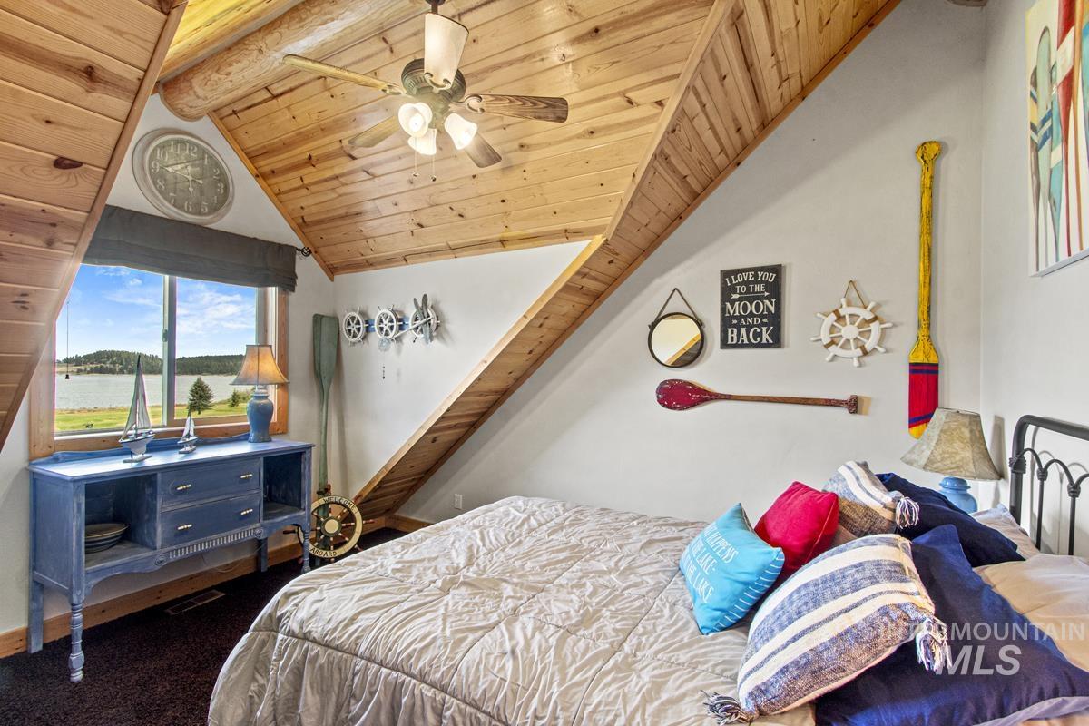 135 Par Drive, Cascade, Idaho 83611, 3 Bedrooms, 2.5 Bathrooms, Residential For Sale, Price $1,595,000,MLS 98956488