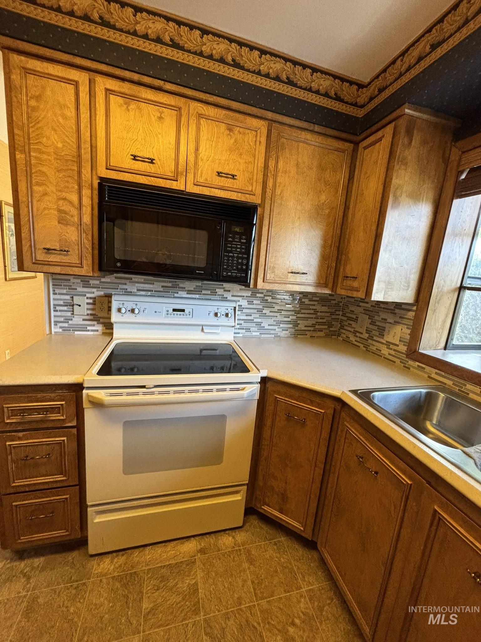 2140 Daven Place, Burley, Idaho 83318, 5 Bedrooms, 3.5 Bathrooms, Residential For Sale, Price $575,000,MLS 98956489