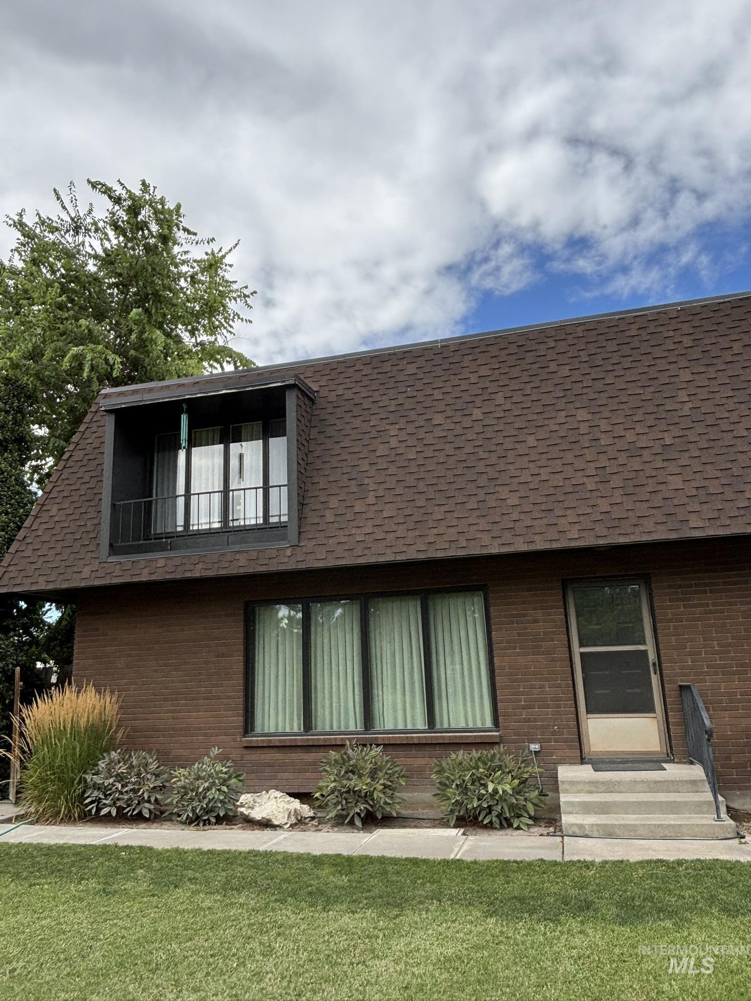 2140 Daven Place, Burley, Idaho 83318, 5 Bedrooms, 3.5 Bathrooms, Residential For Sale, Price $575,000,MLS 98956489