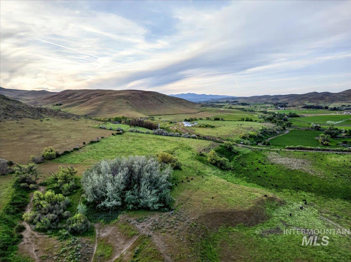 1854 Farnam Ln, Weiser, Idaho 83672, 3 Bedrooms, 2 Bathrooms, Farm & Ranch For Sale, Price $7,950,000,MLS 98956506
