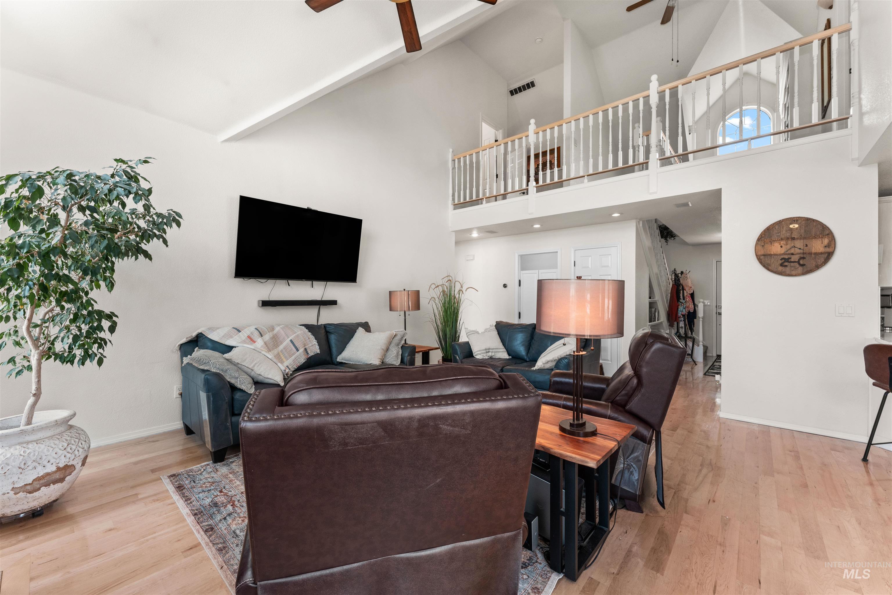 238 Walnut Creek Way, Nampa, Idaho 83686, 3 Bedrooms, 2.5 Bathrooms, Residential For Sale, Price $527,000,MLS 98956518