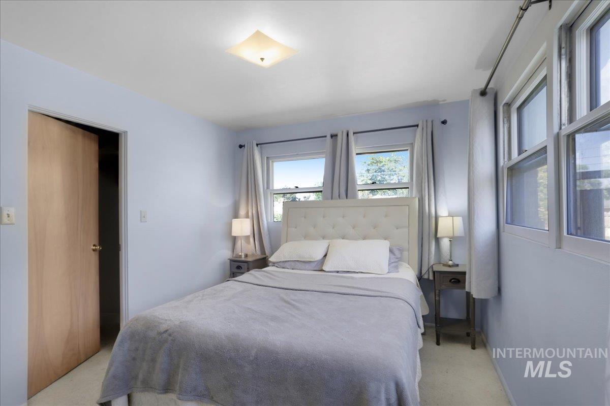 605 Monte Vista Dr, Twin Falls, Idaho 83301, 4 Bedrooms, 2.5 Bathrooms, Residential For Sale, Price $435,000,MLS 98956533