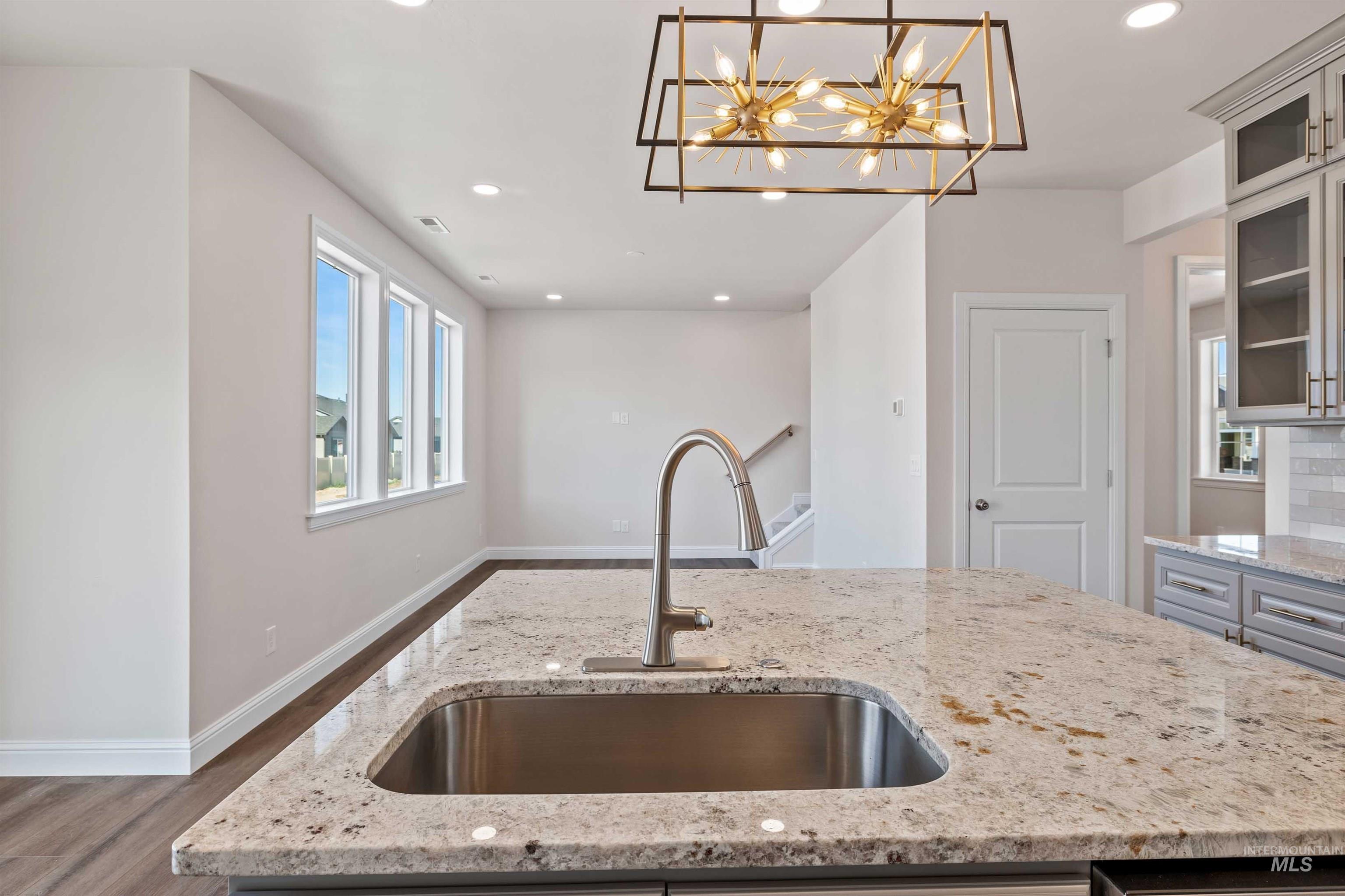 867 Adamite Road, Kimberly, Idaho 83341, 3 Bedrooms, 2.5 Bathrooms, Residential For Sale, Price $545,900, 98956545