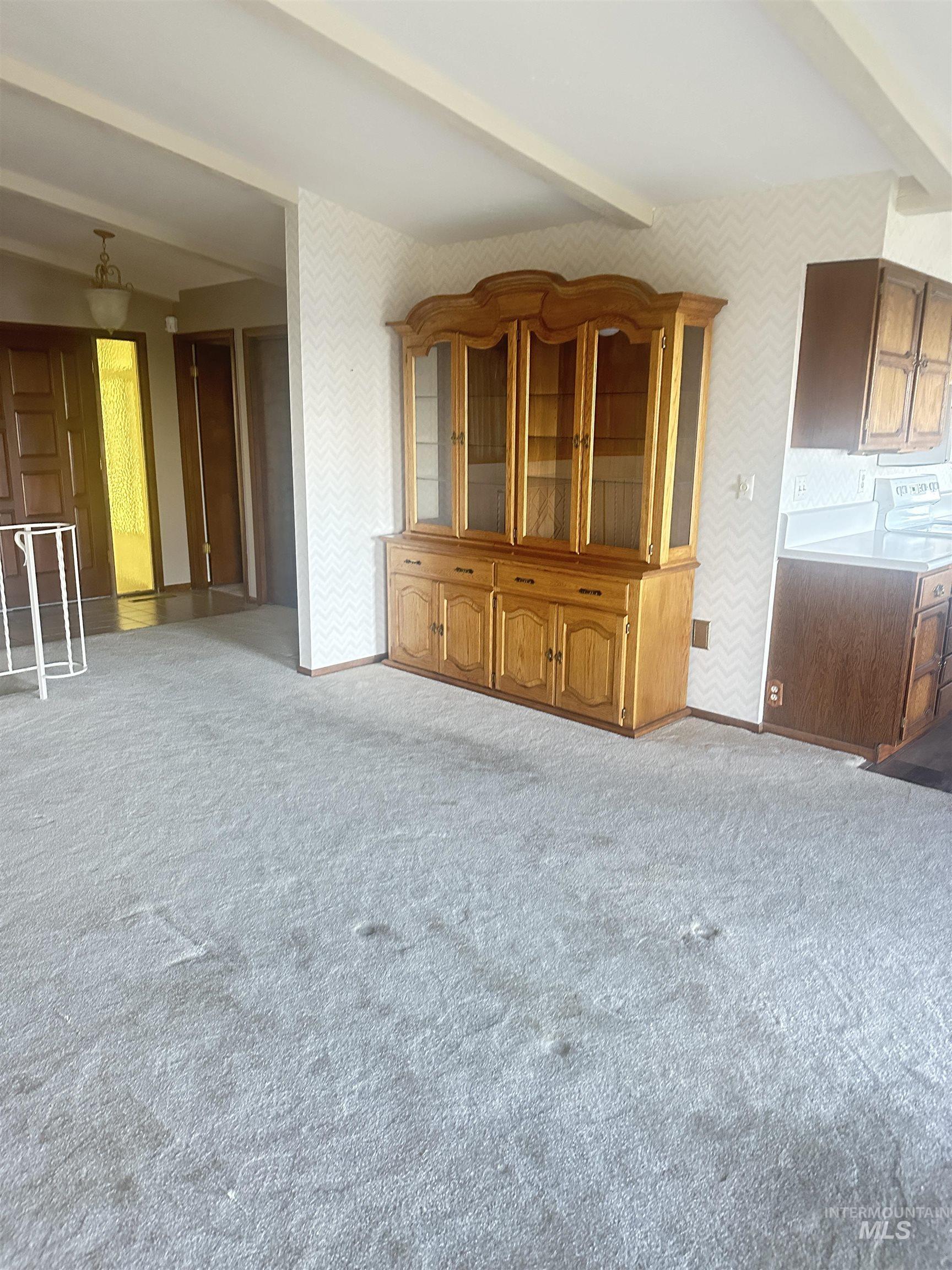 236 E Hwy 81, Burley, Idaho 83318, 3 Bedrooms, 3 Bathrooms, Residential For Sale, Price $625,000,MLS 98956557