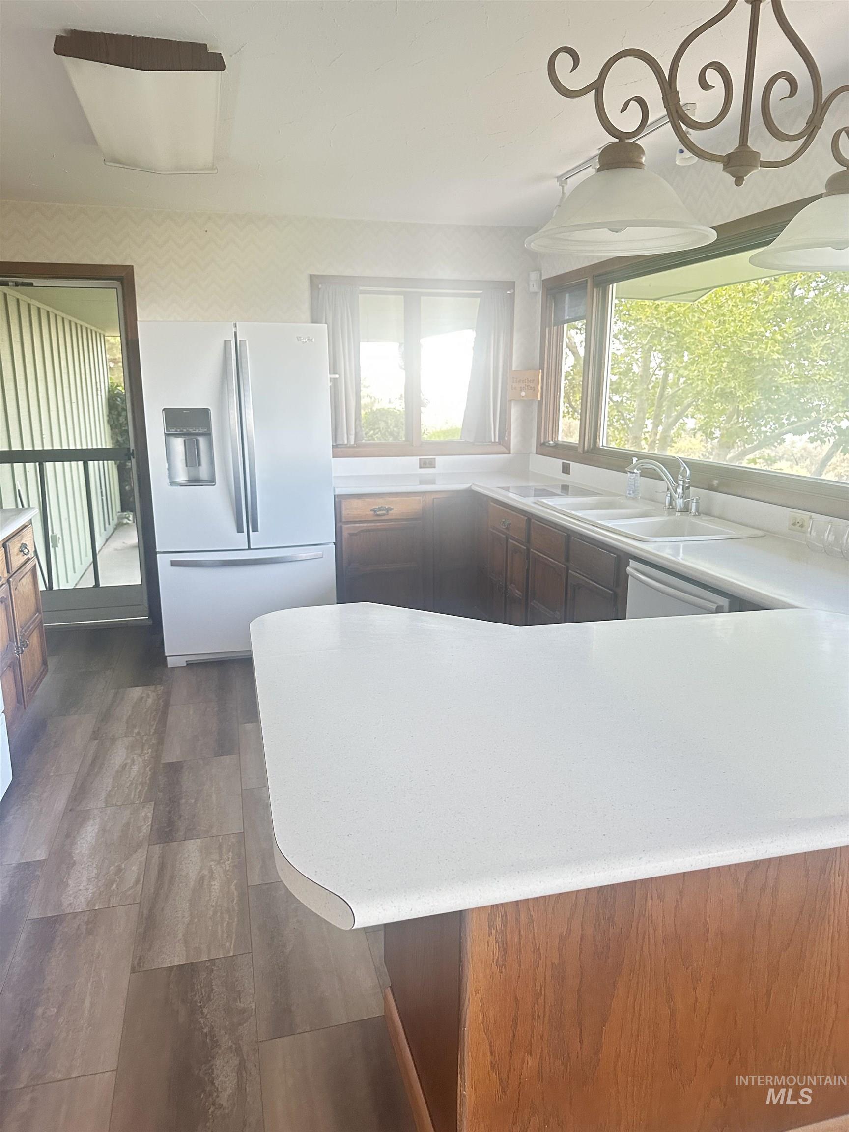236 E Hwy 81, Burley, Idaho 83318, 3 Bedrooms, 3 Bathrooms, Residential For Sale, Price $625,000,MLS 98956557