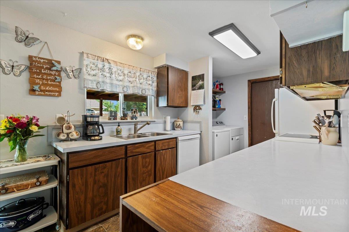 809 Hudson, Middleton, Idaho 83644, 3 Bedrooms, 1 Bathroom, Residential For Sale, Price $325,000,MLS 98956574