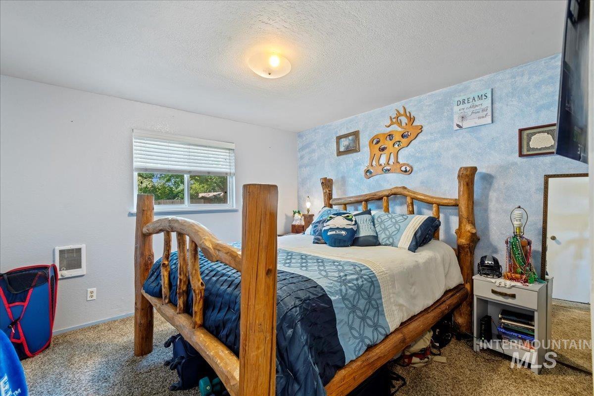 809 Hudson, Middleton, Idaho 83644, 3 Bedrooms, 1 Bathroom, Residential For Sale, Price $325,000,MLS 98956574