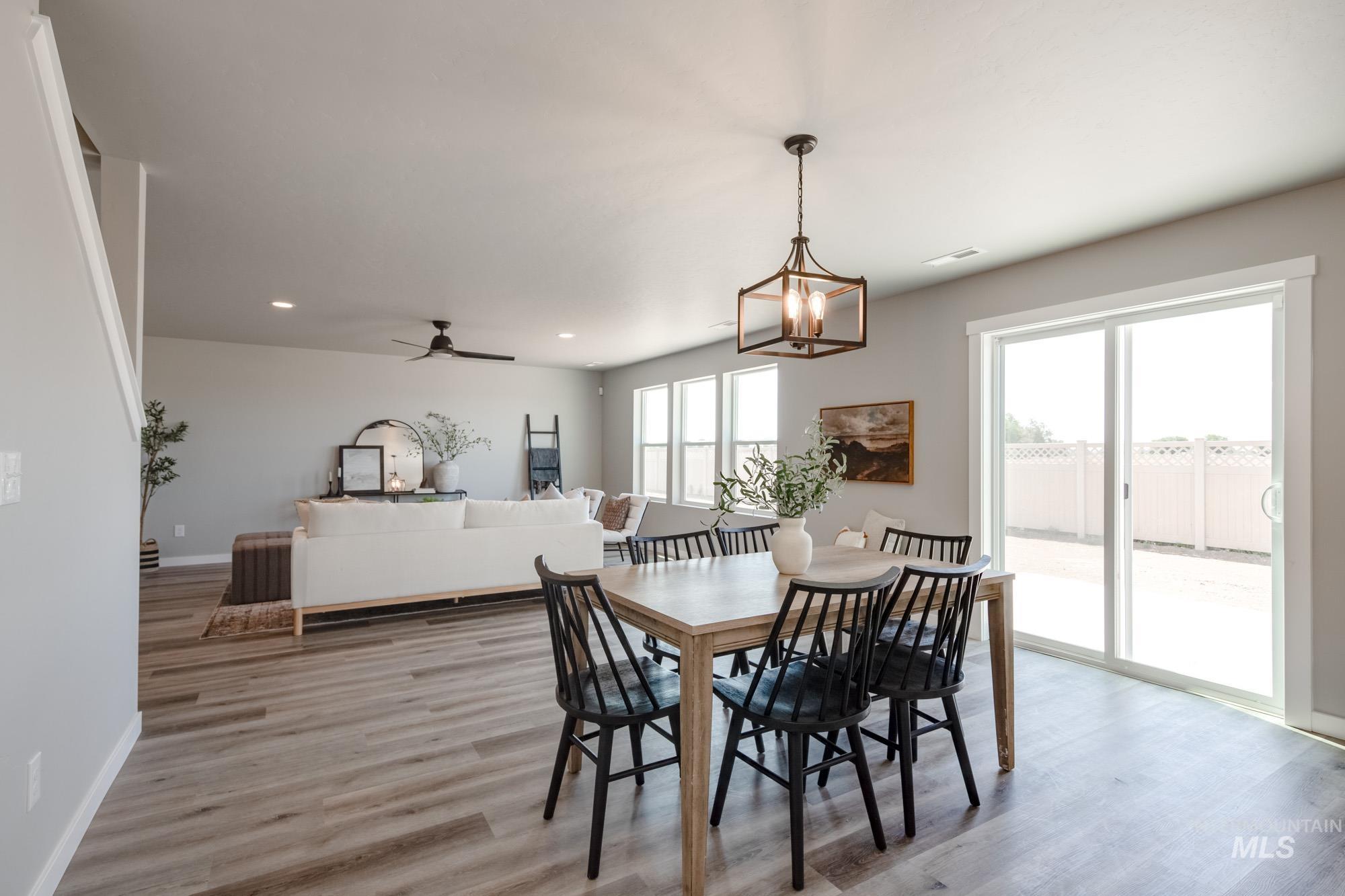 2731 E Valley Wind St, Kuna, Idaho 83634, 4 Bedrooms, 3 Bathrooms, Residential For Sale, Price $509,990,MLS 98956601