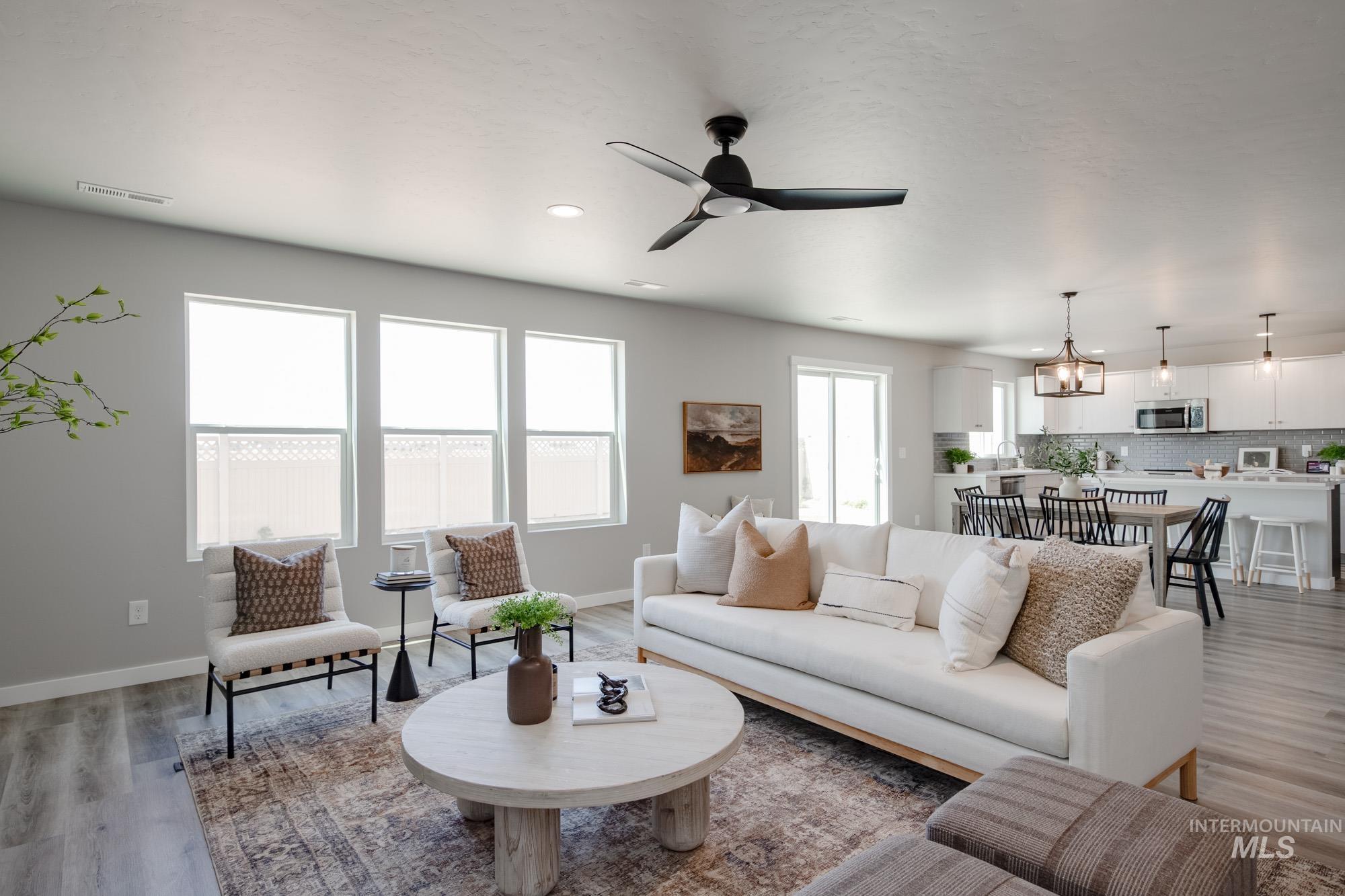 2731 E Valley Wind St, Kuna, Idaho 83634, 4 Bedrooms, 3 Bathrooms, Residential For Sale, Price $509,990,MLS 98956601